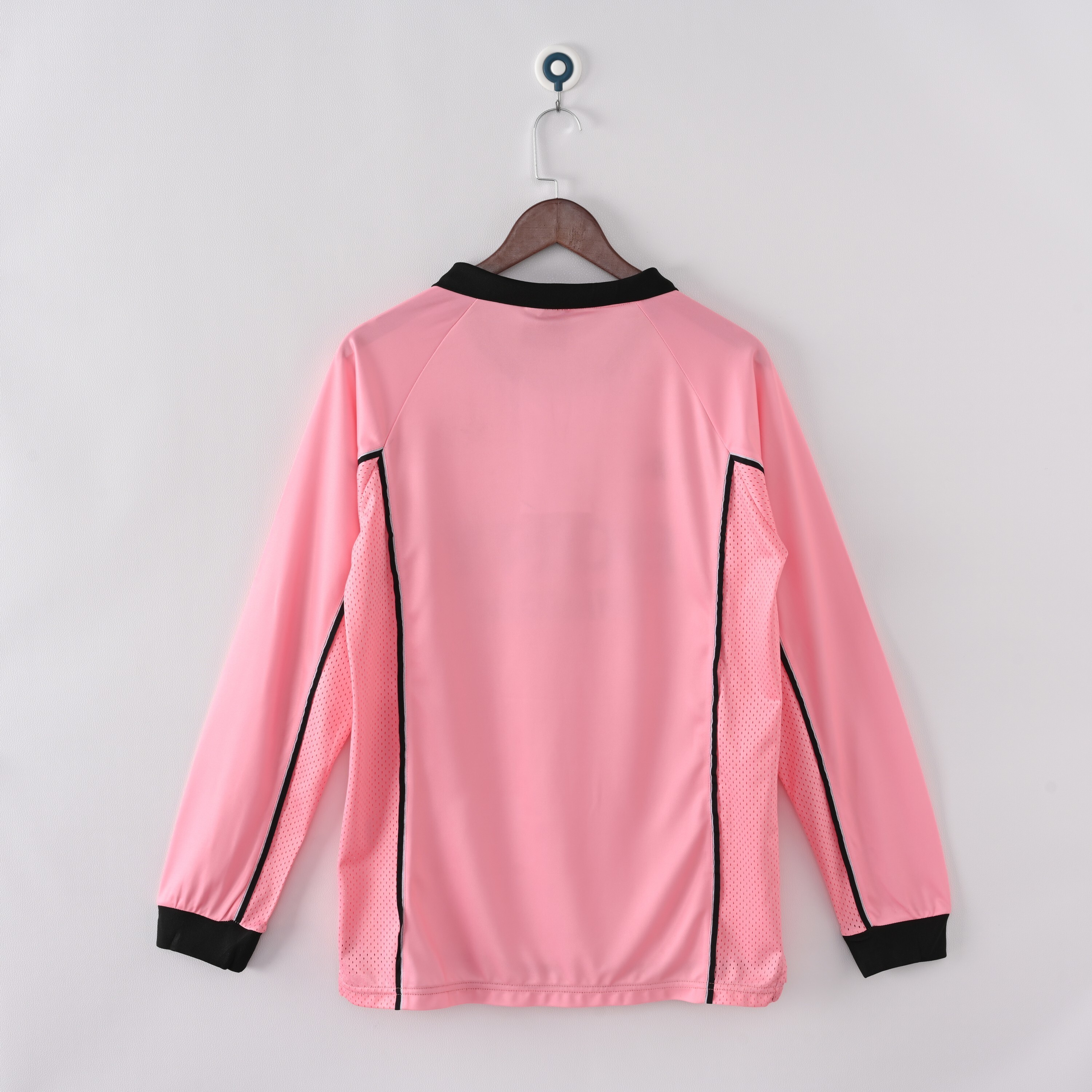 Long sleeves 1997-1998 Juventus Away jersey