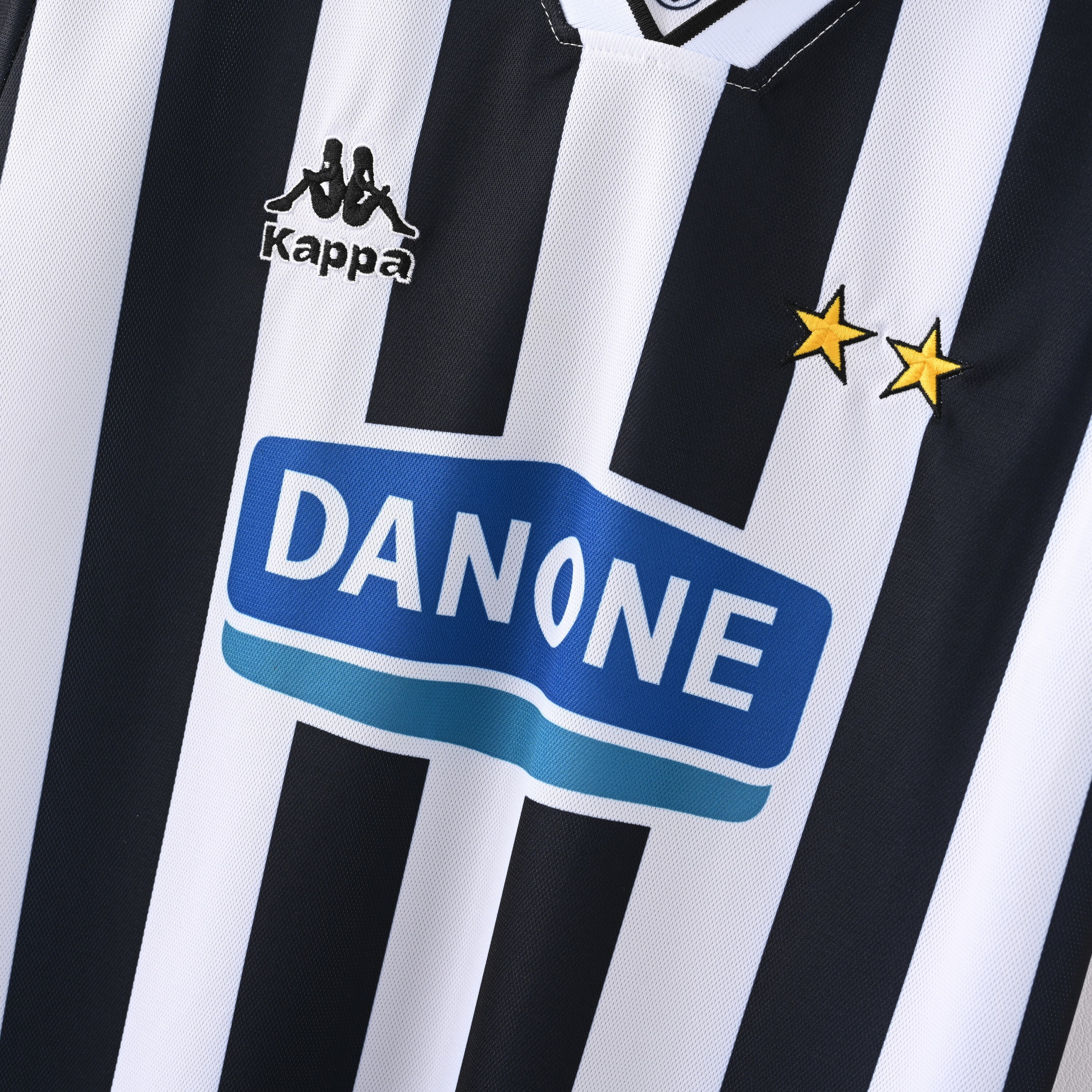 1994-1995 Juventus Home jersey