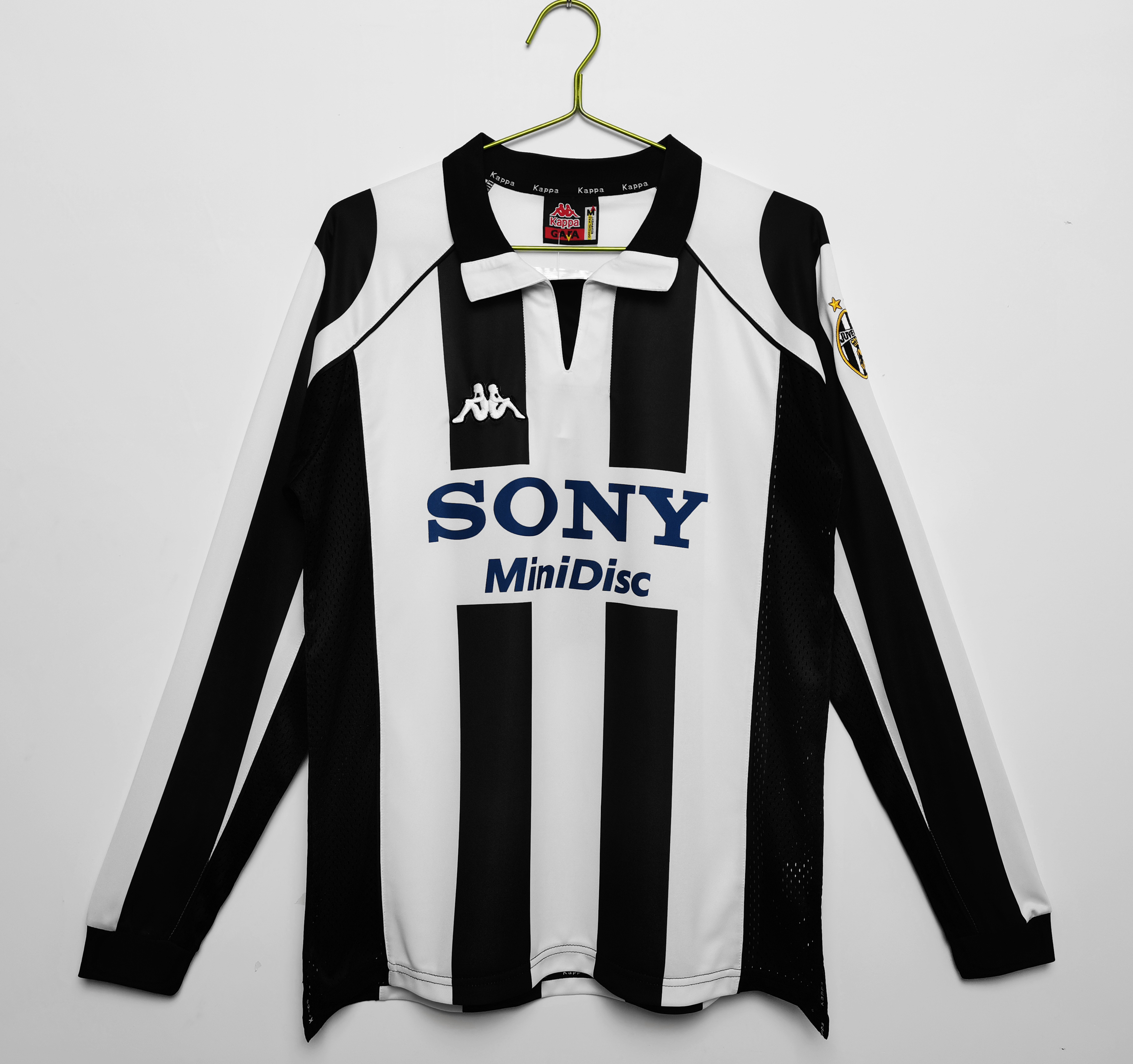 Long sleeves 1997-1998 Juventus Home jersey