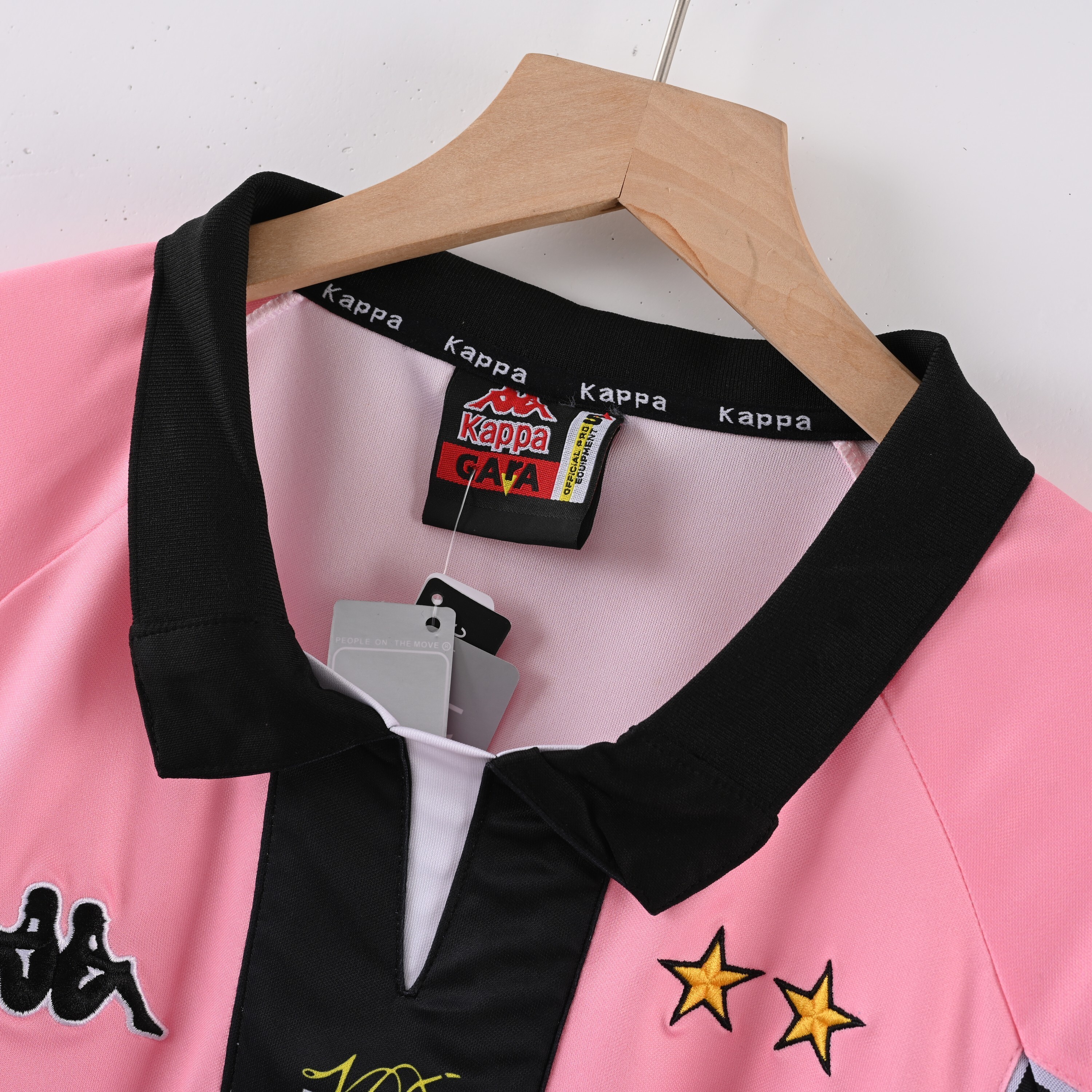 1997-1998 Juventus Away jersey