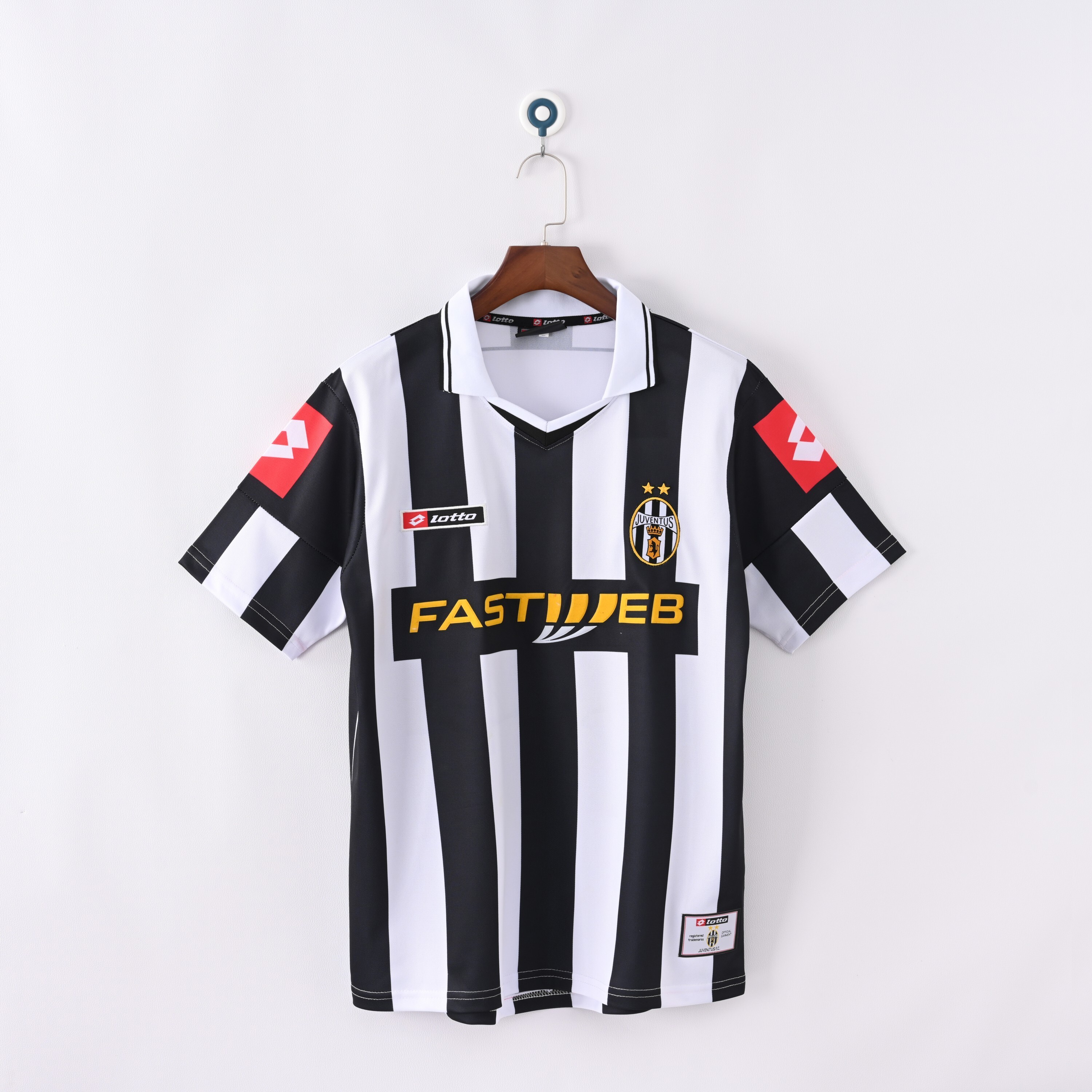 2001-2002 Juventus Home jersey