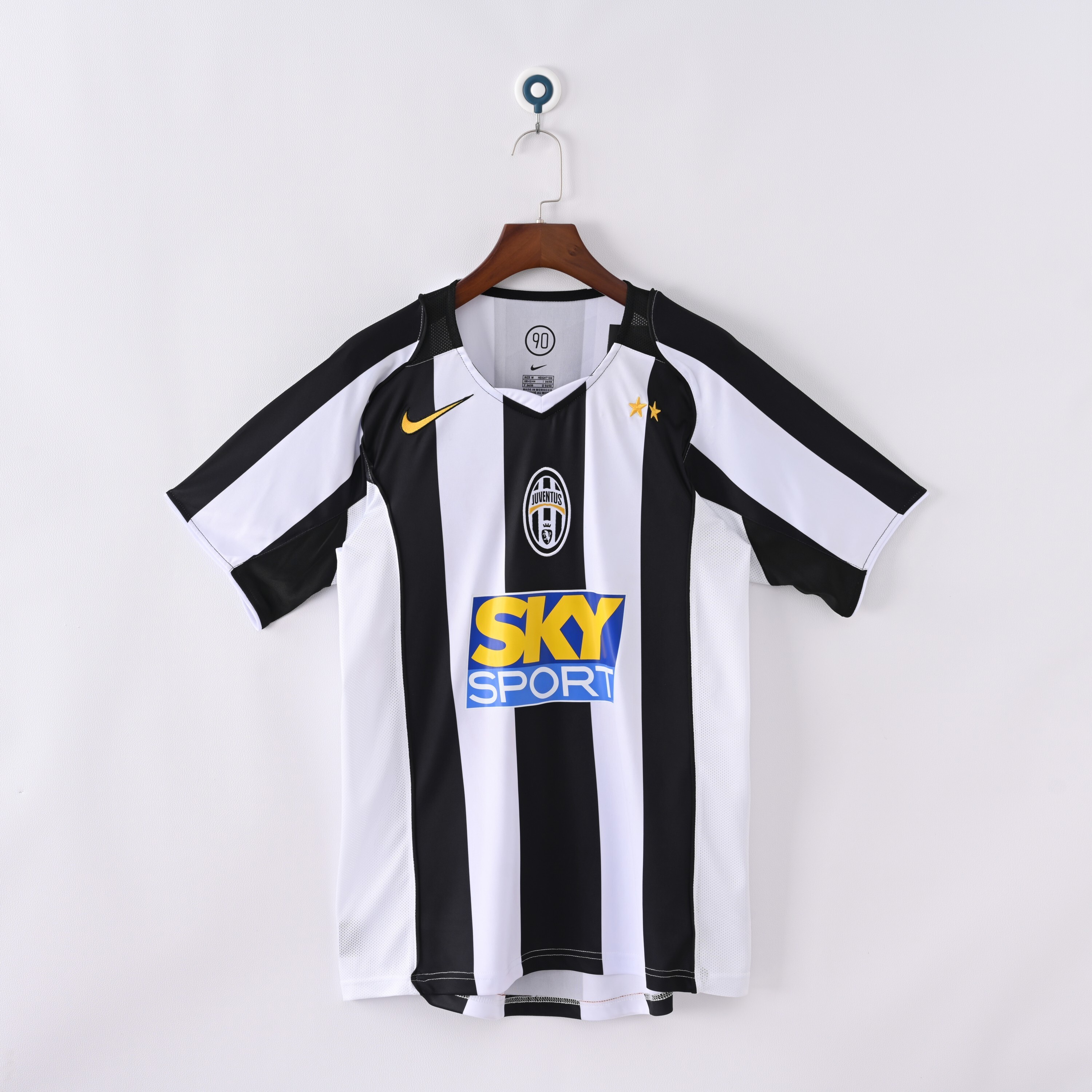 2004-2005 Juventus Home jersey