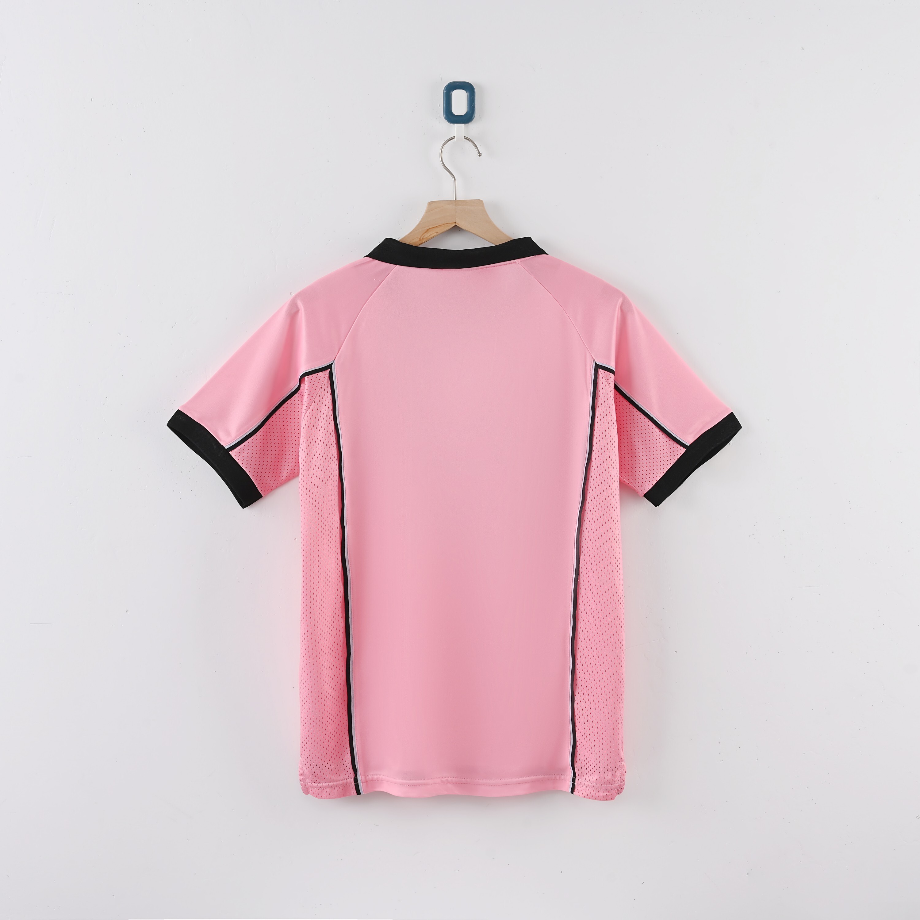 1997-1998 Juventus Away jersey