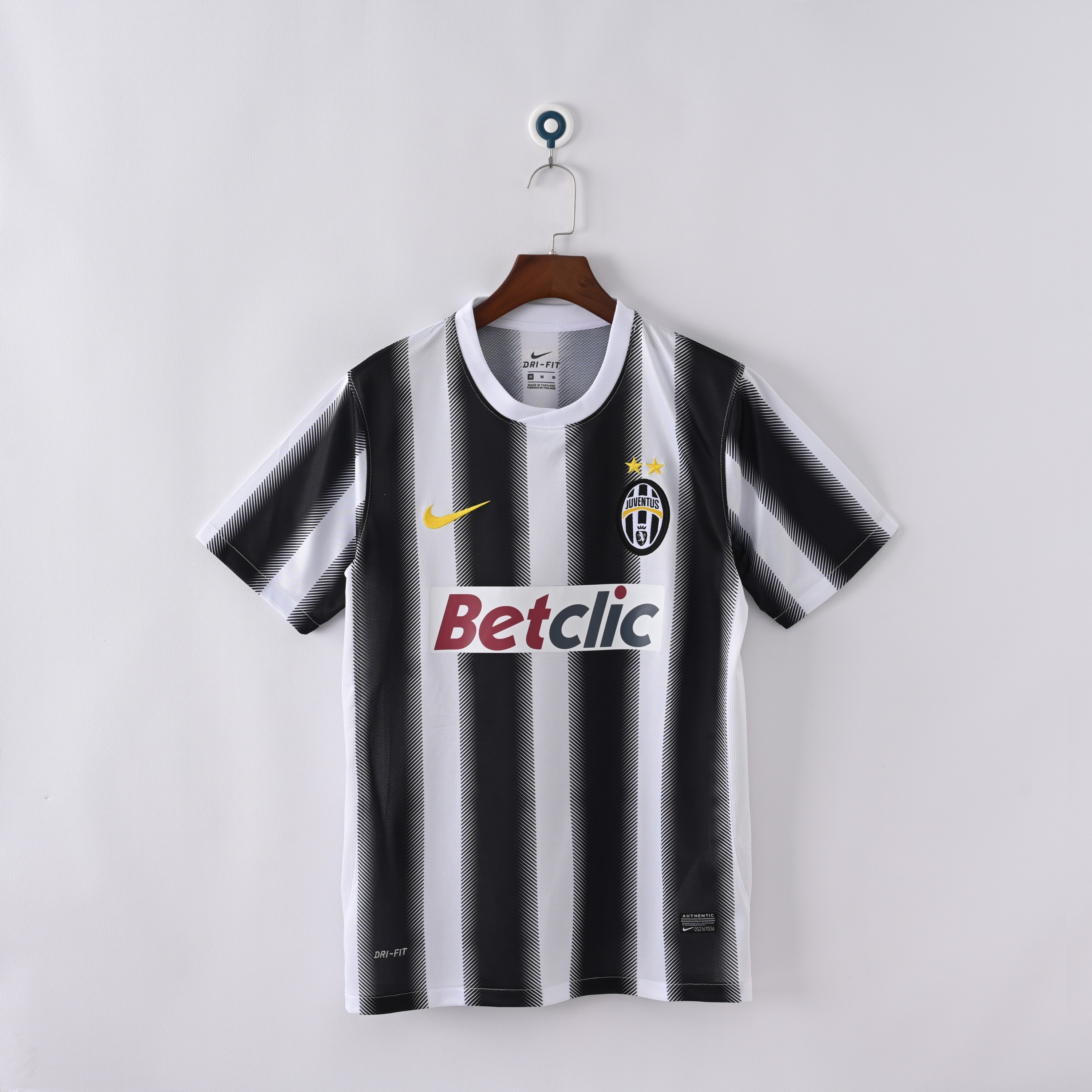 2011-2012 Juventus Home jersey