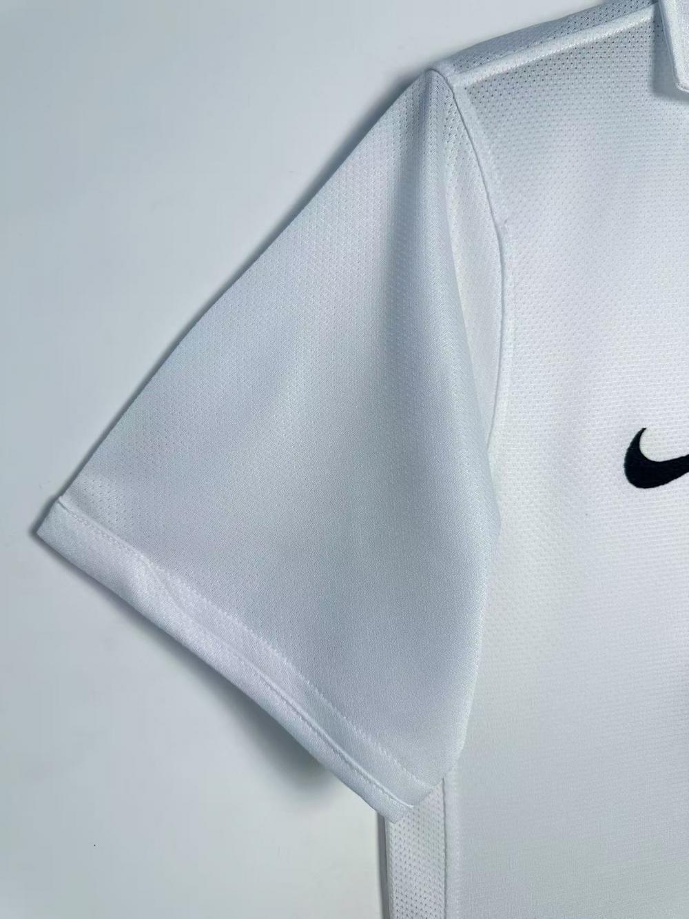 2010-2011 Juventus Away jersey