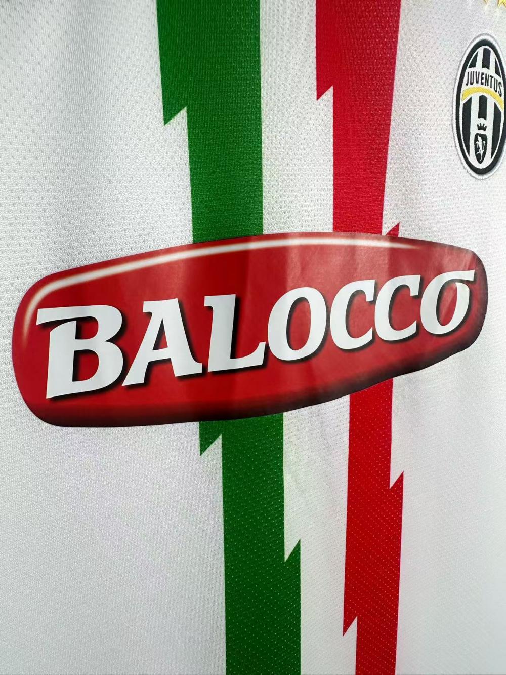 2010-2011 Juventus Away jersey