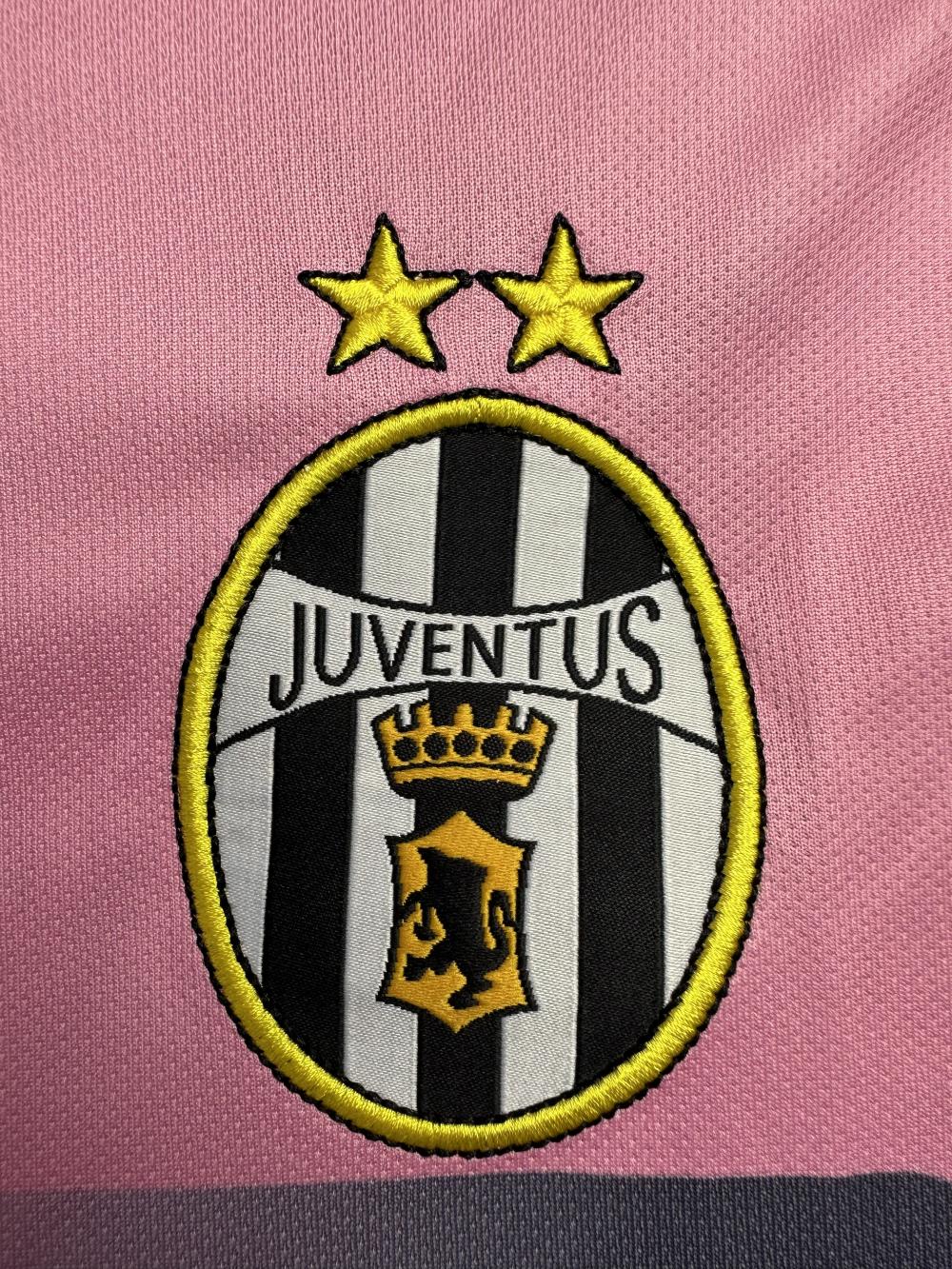 2002-2003 Juventus Away jersey