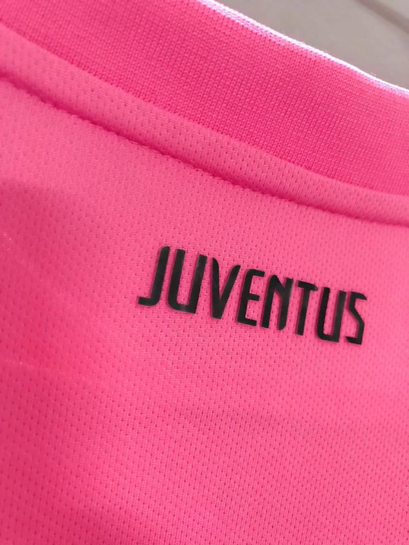 2011-2012 Juventus Away jersey