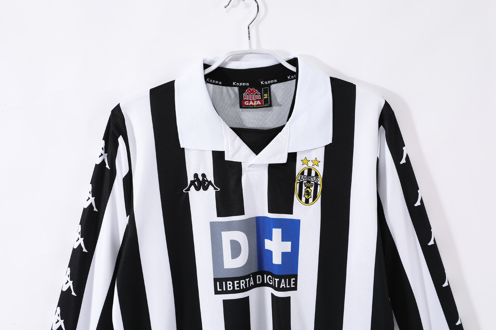 Long sleeves 1999-2000 Juventus Home jersey