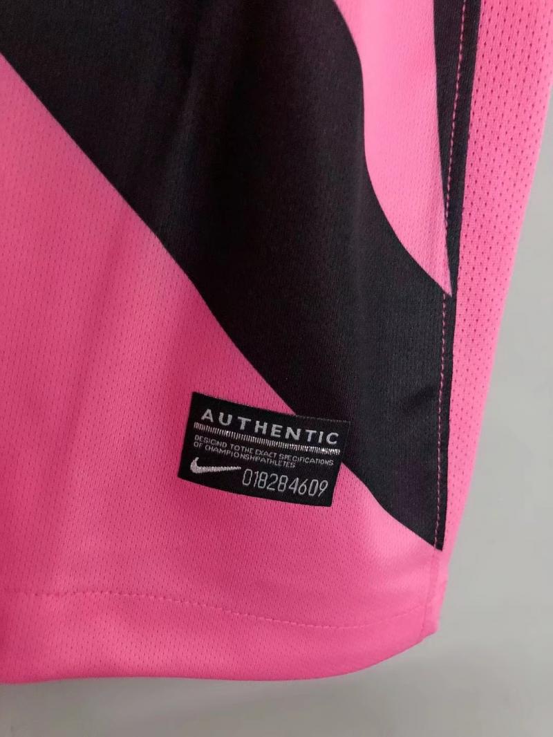 2011-2012 Juventus Away jersey