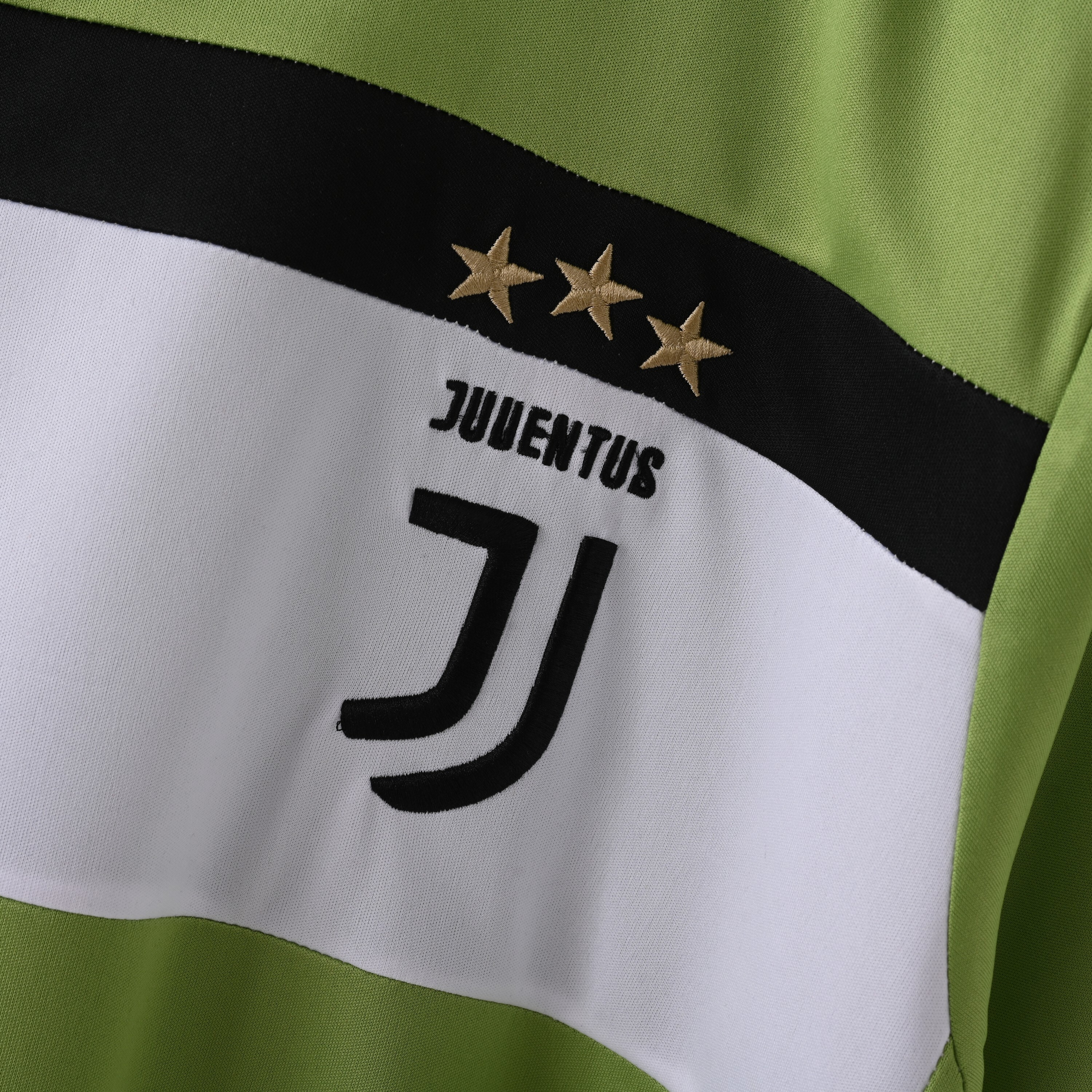 2017-2018 Juventus Third Jersey