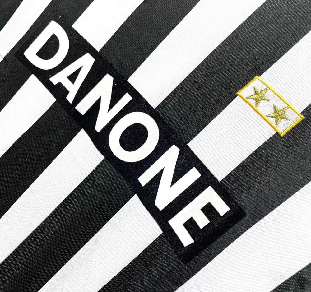 1992-1994 Juventus Home jersey