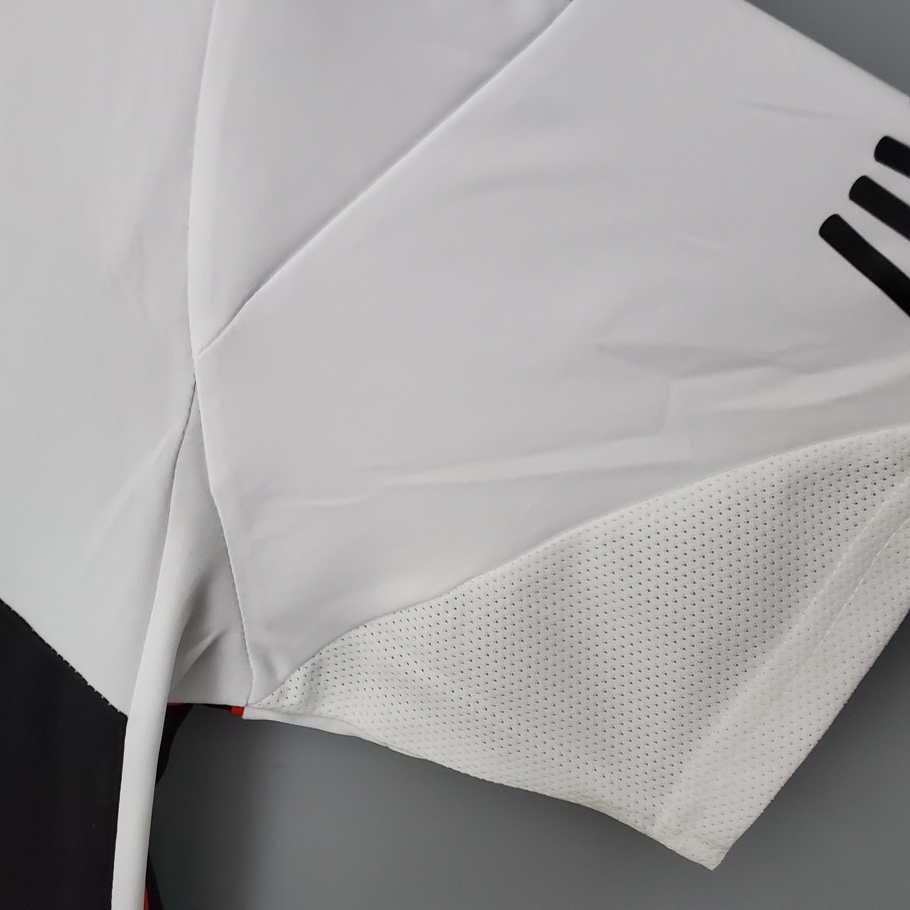 2013-2014 Benfica Away jersey