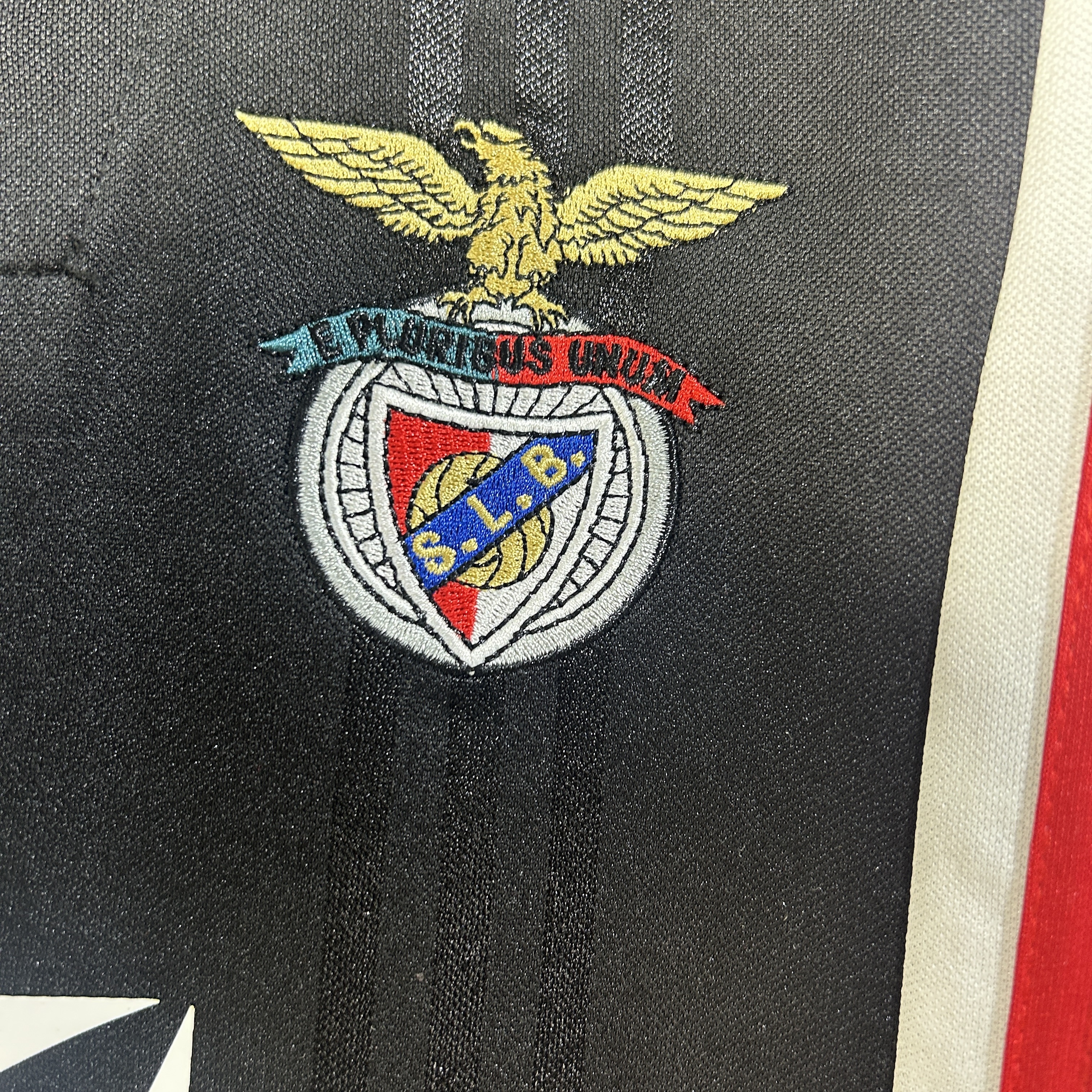 1997-1998 Benfica Away jersey