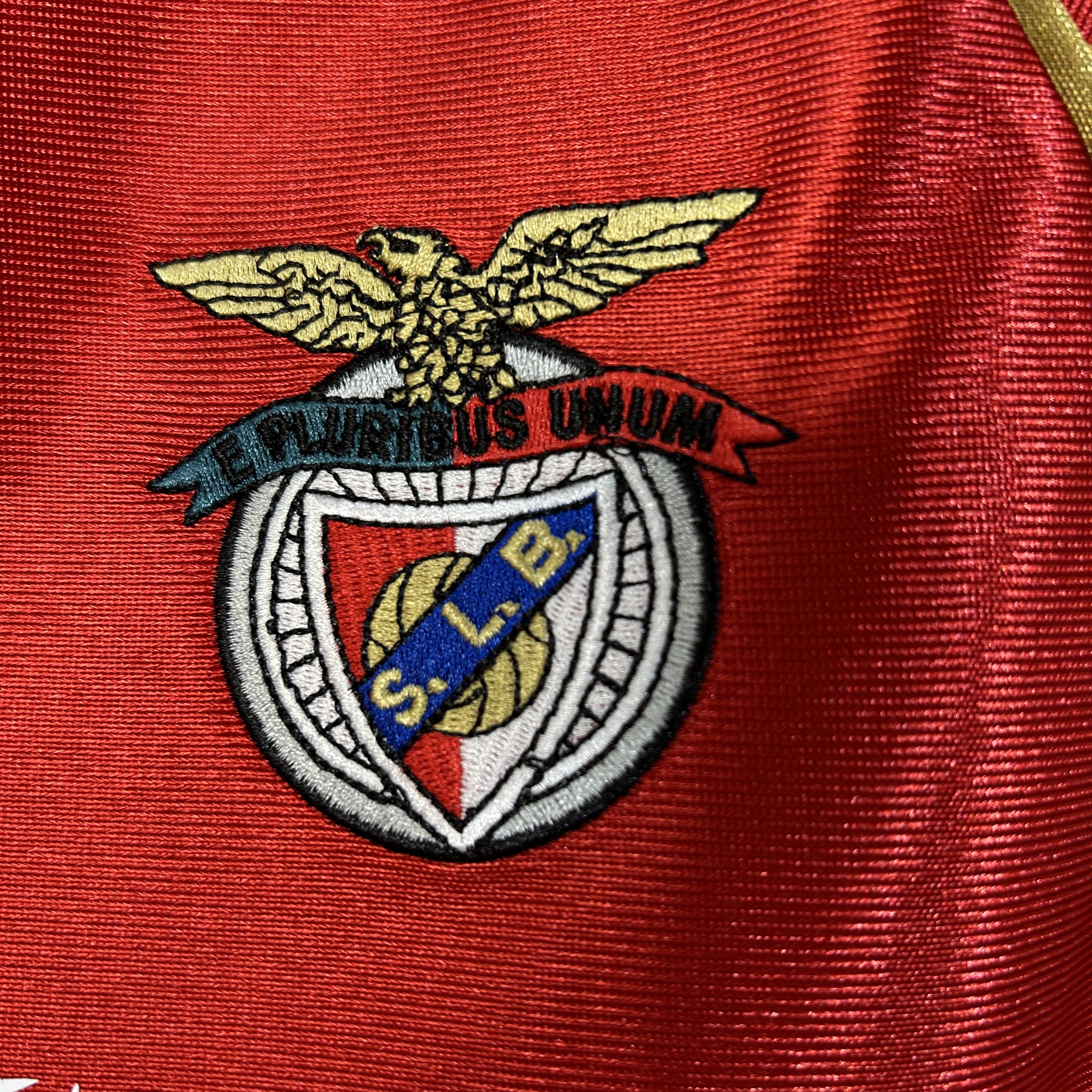 1998-1999 Benfica Home jersey