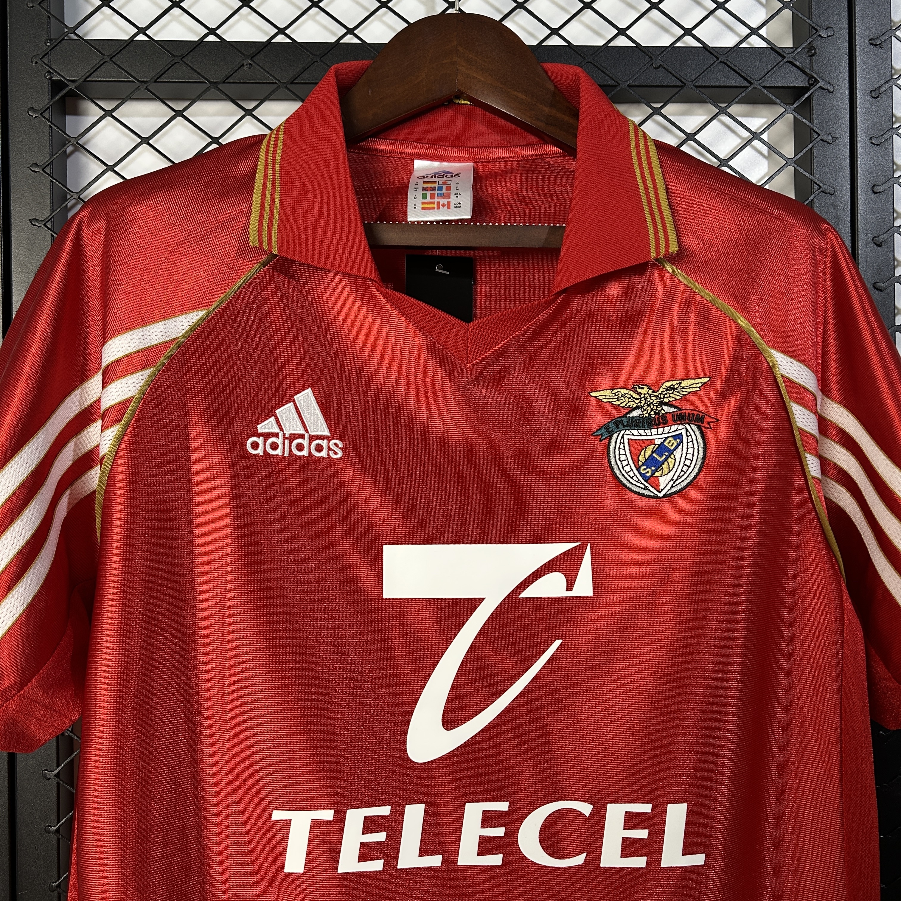 1998-1999 Benfica Home jersey