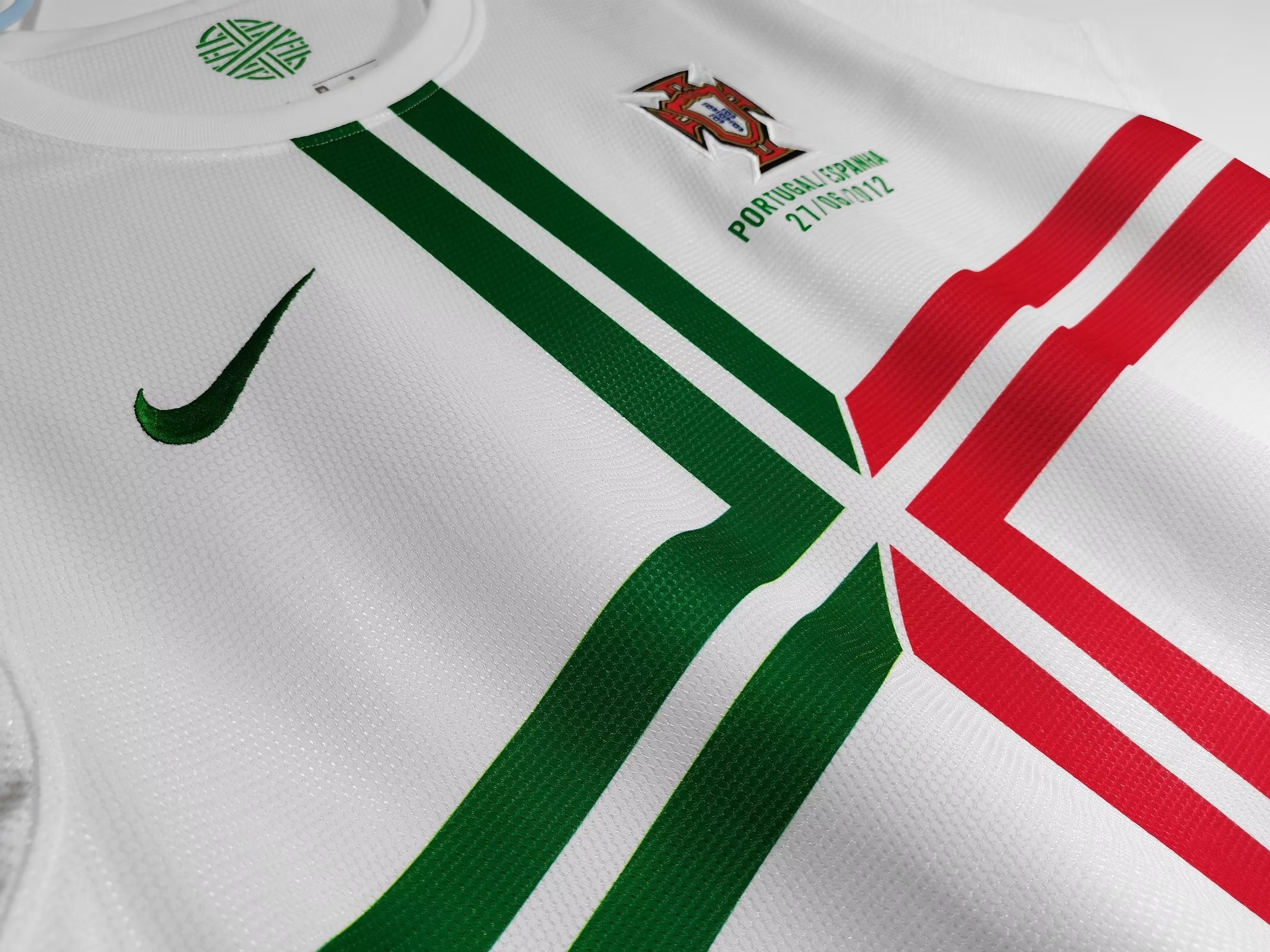 2012-2013 Portugal Away jersey