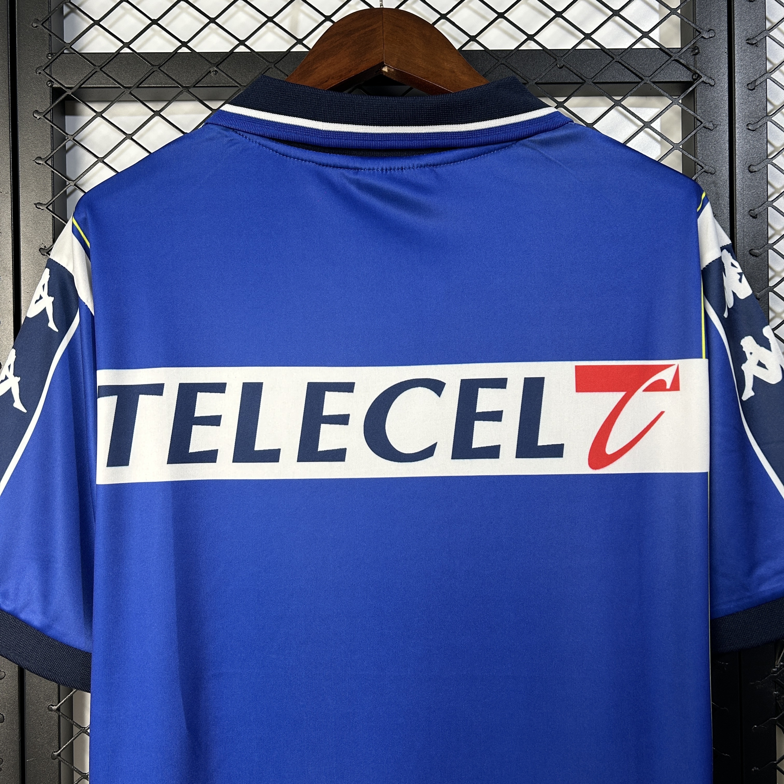 1999-2000 Porto Home jersey