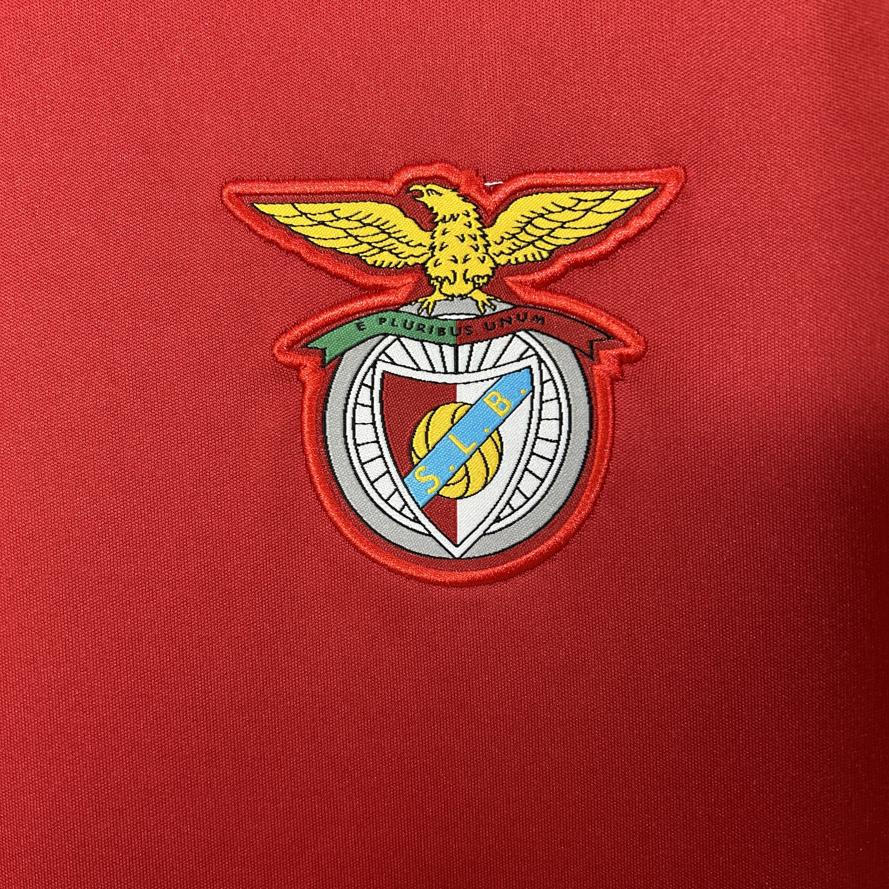 1999-2000 Benfica Home jersey