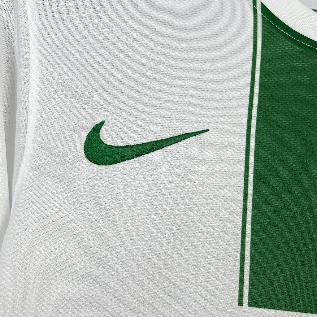 2010 Portugal Away jersey