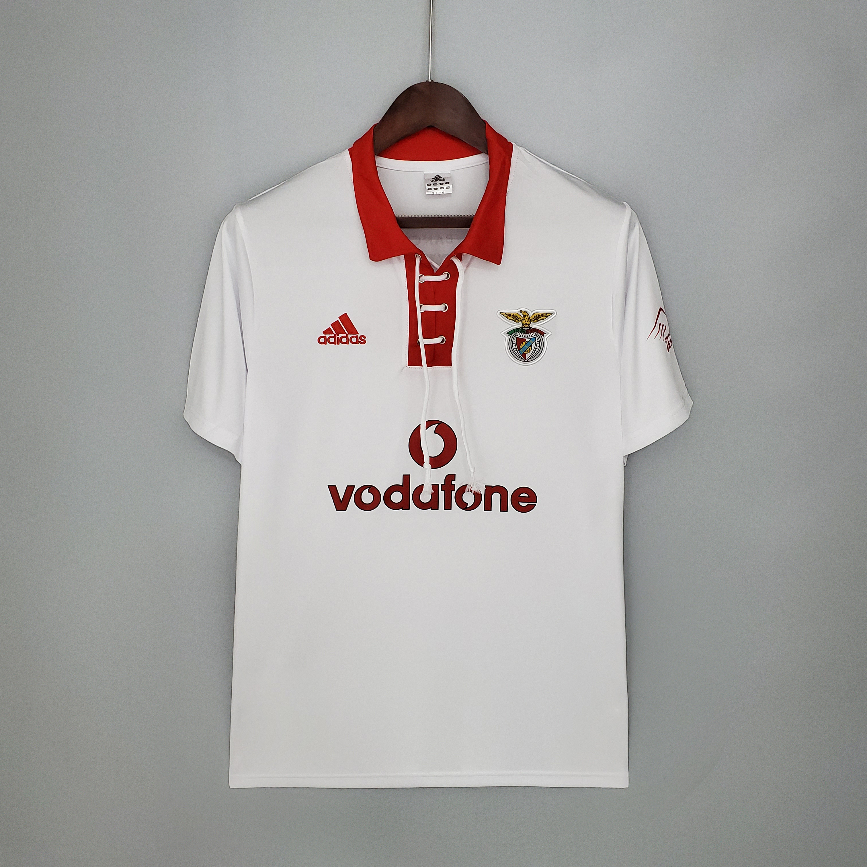 2004-2005 Benfica Away jersey