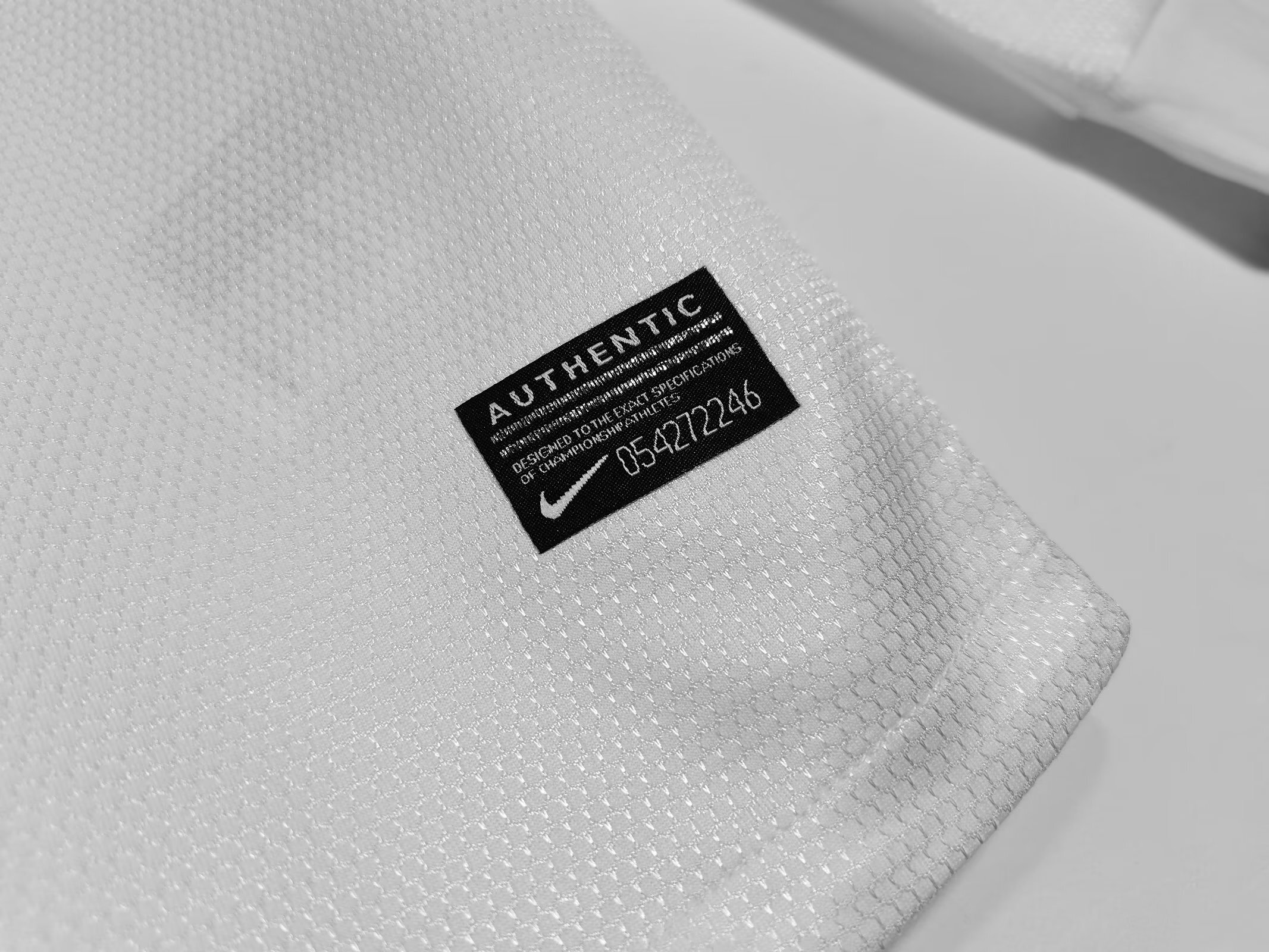 Long sleeves 2012-2013 Portugal Away jersey