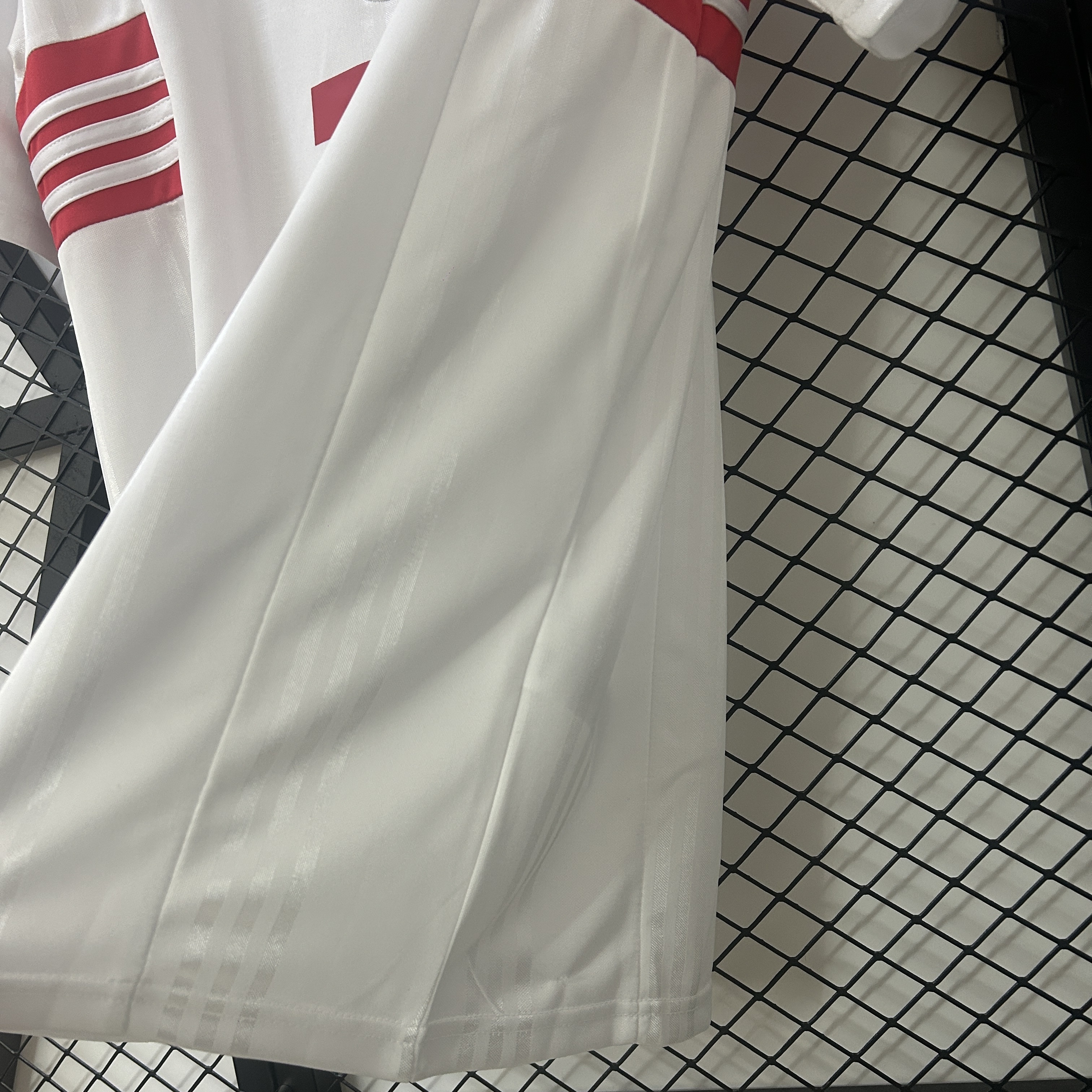 1997-1999 Benfica Away jersey