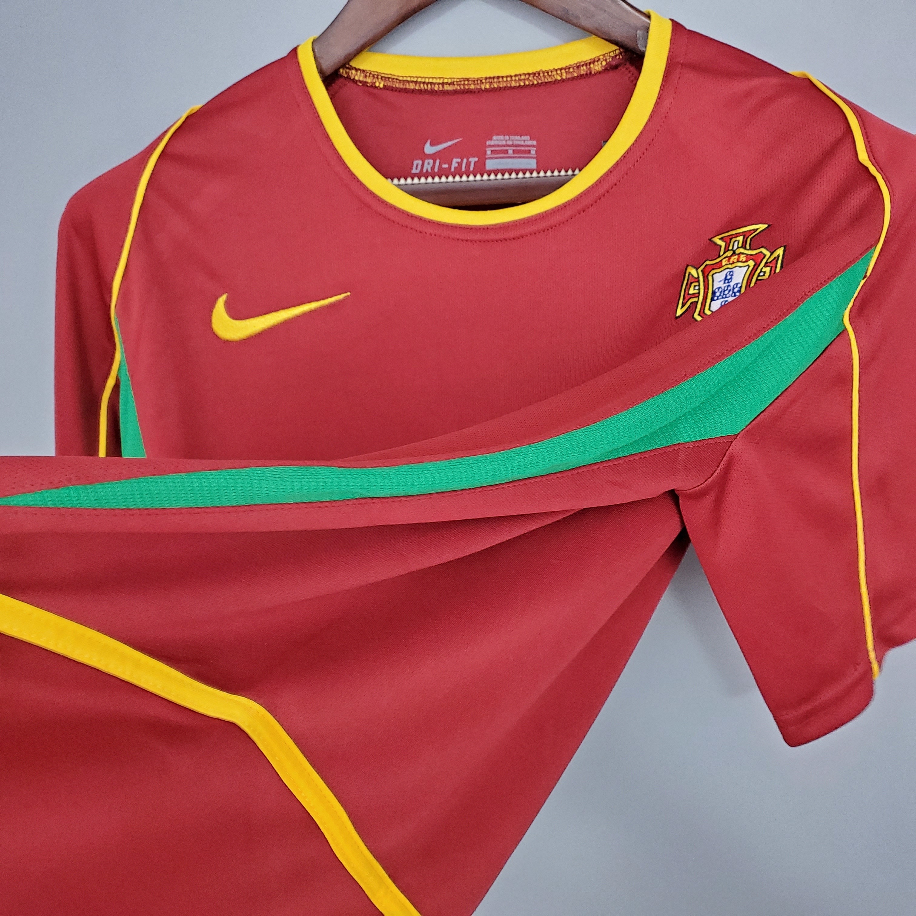 2002 Portugal Home jersey