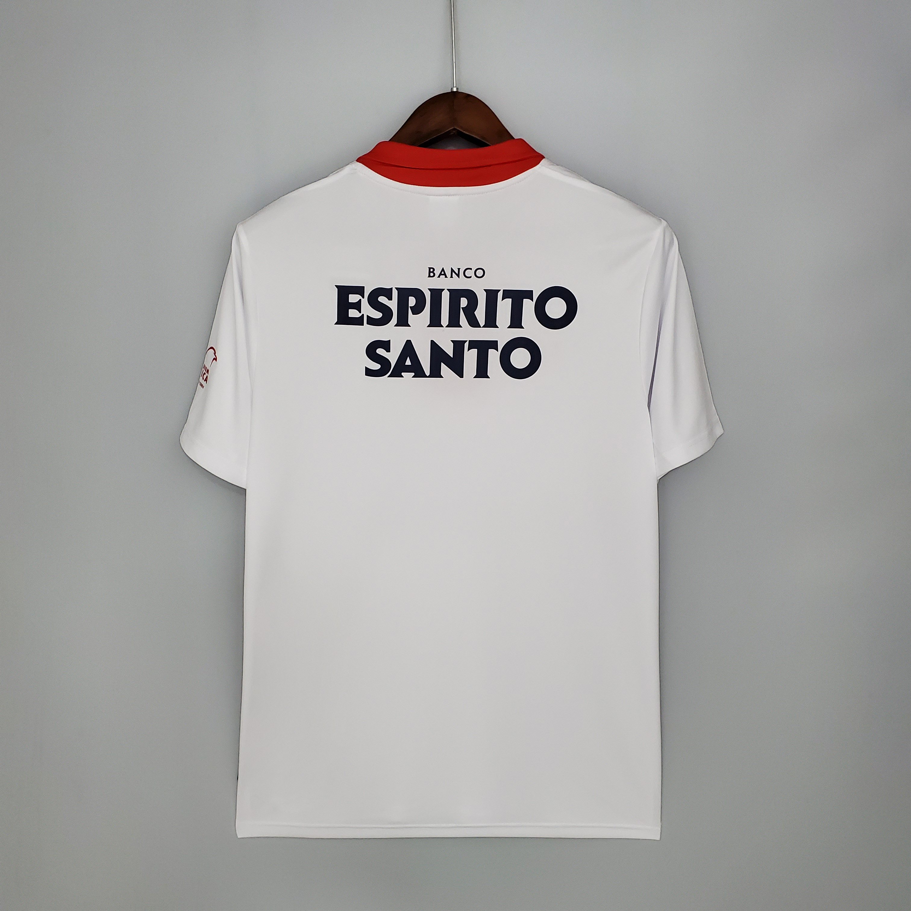 2004-2005 Benfica Away jersey