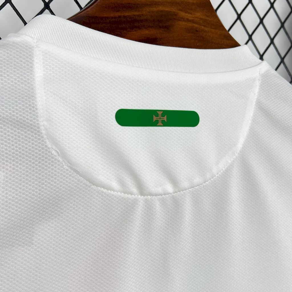 2010 Portugal Away jersey