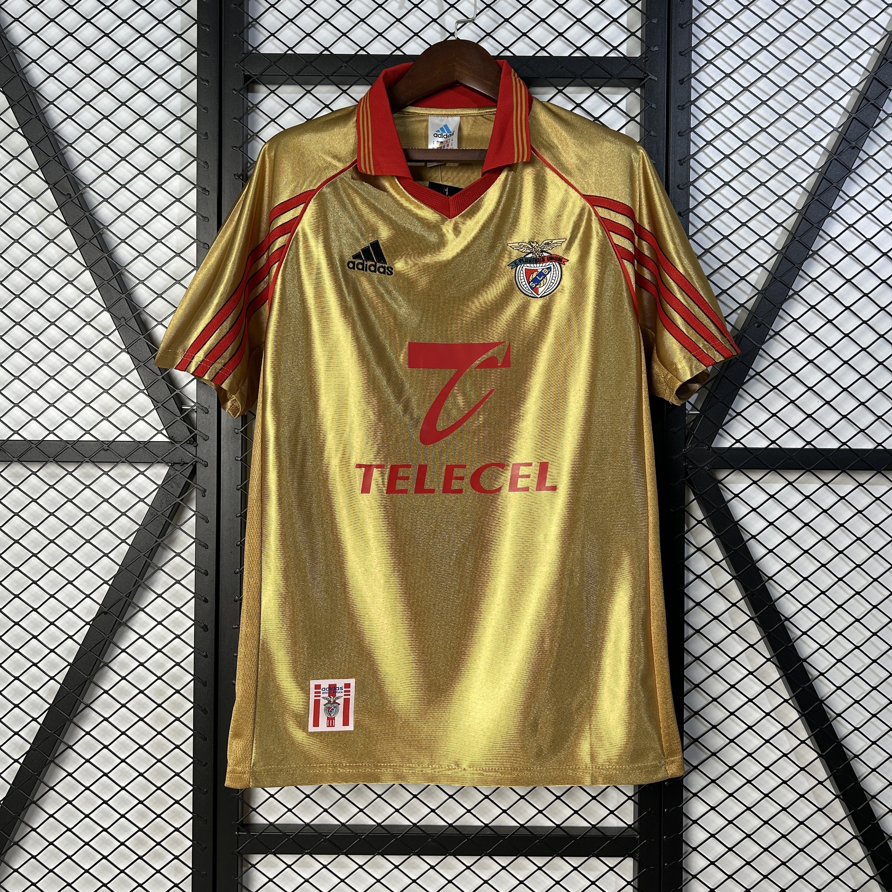 1998-1999 Benfica Away jersey