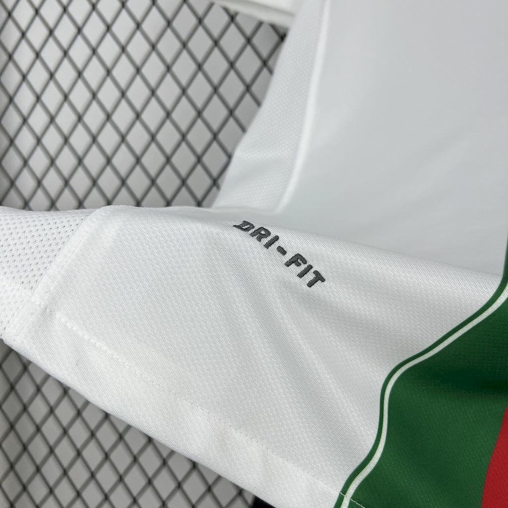 2010 Portugal Away jersey