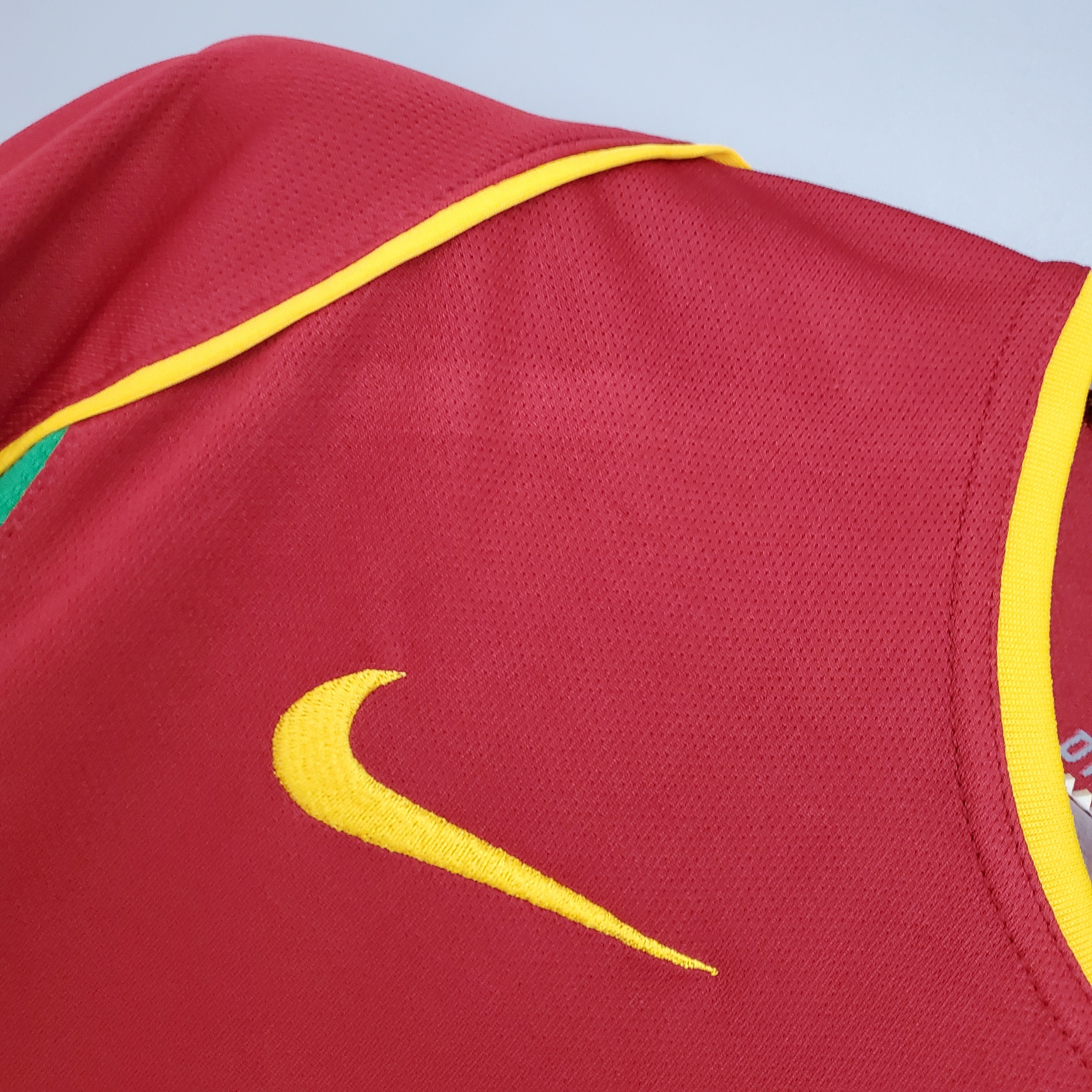 2002 Portugal Home jersey