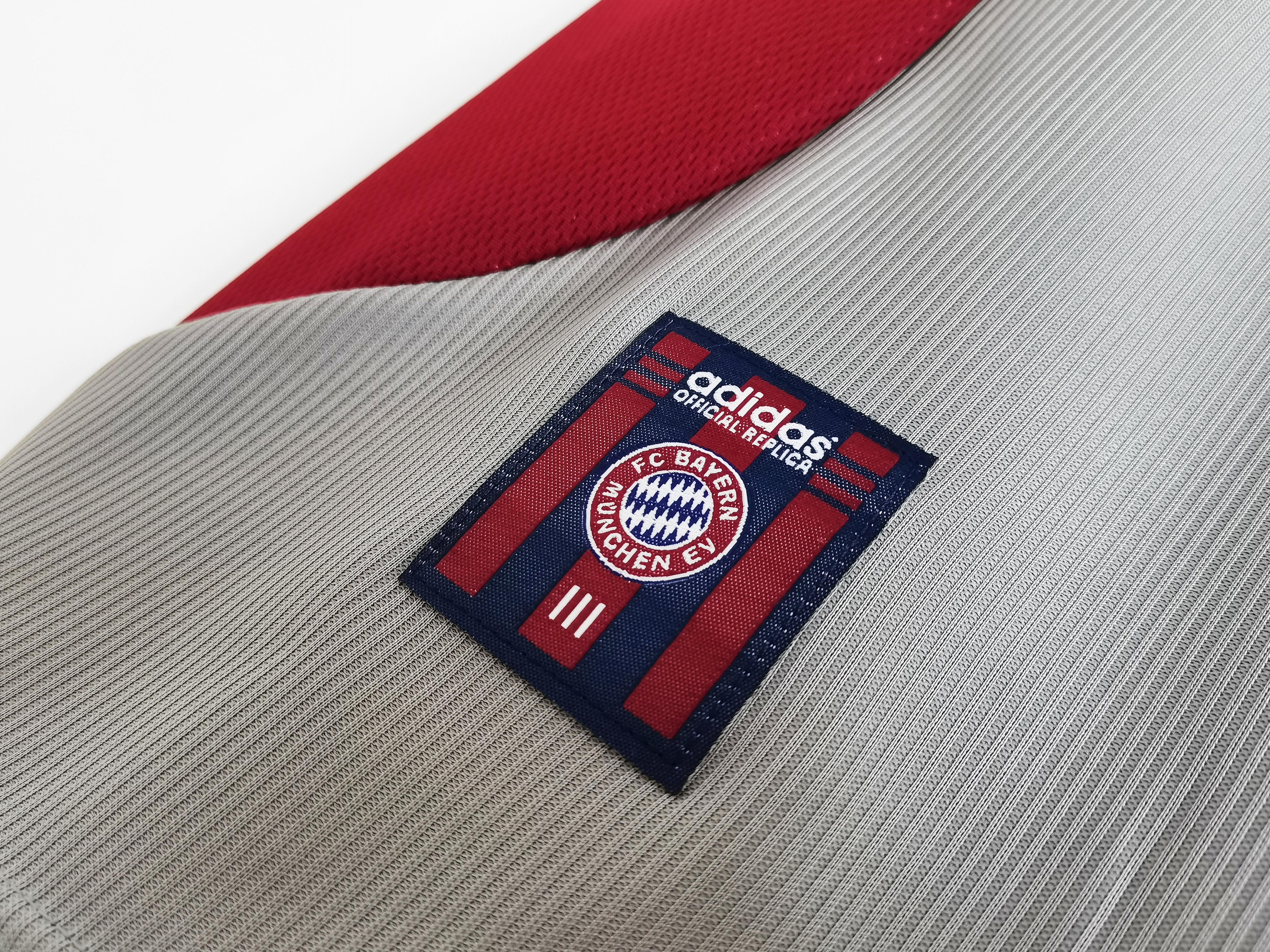 1998-1999 Bayern Munchen Away jersey
