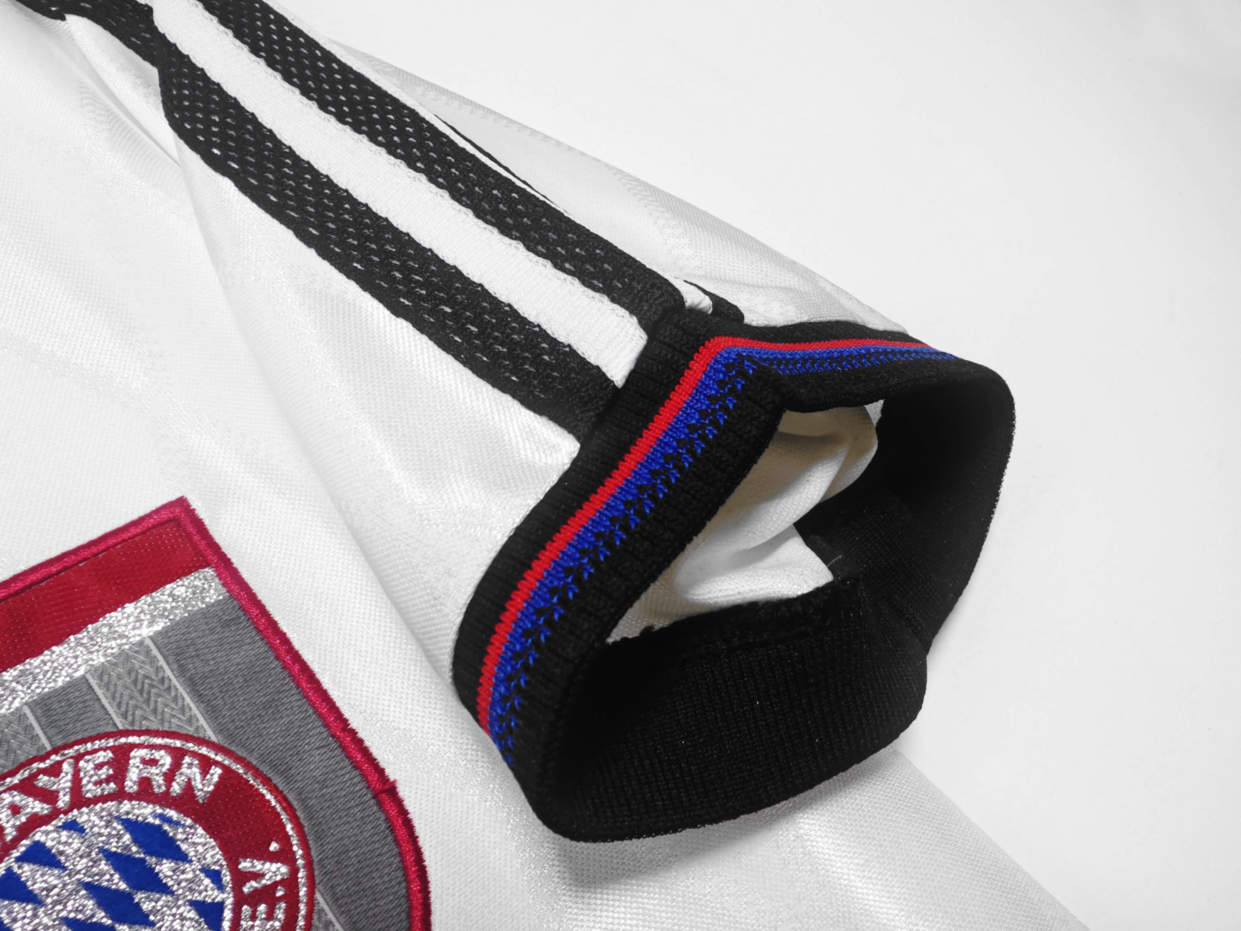 1996-1998 Bayern Munchen Away jersey