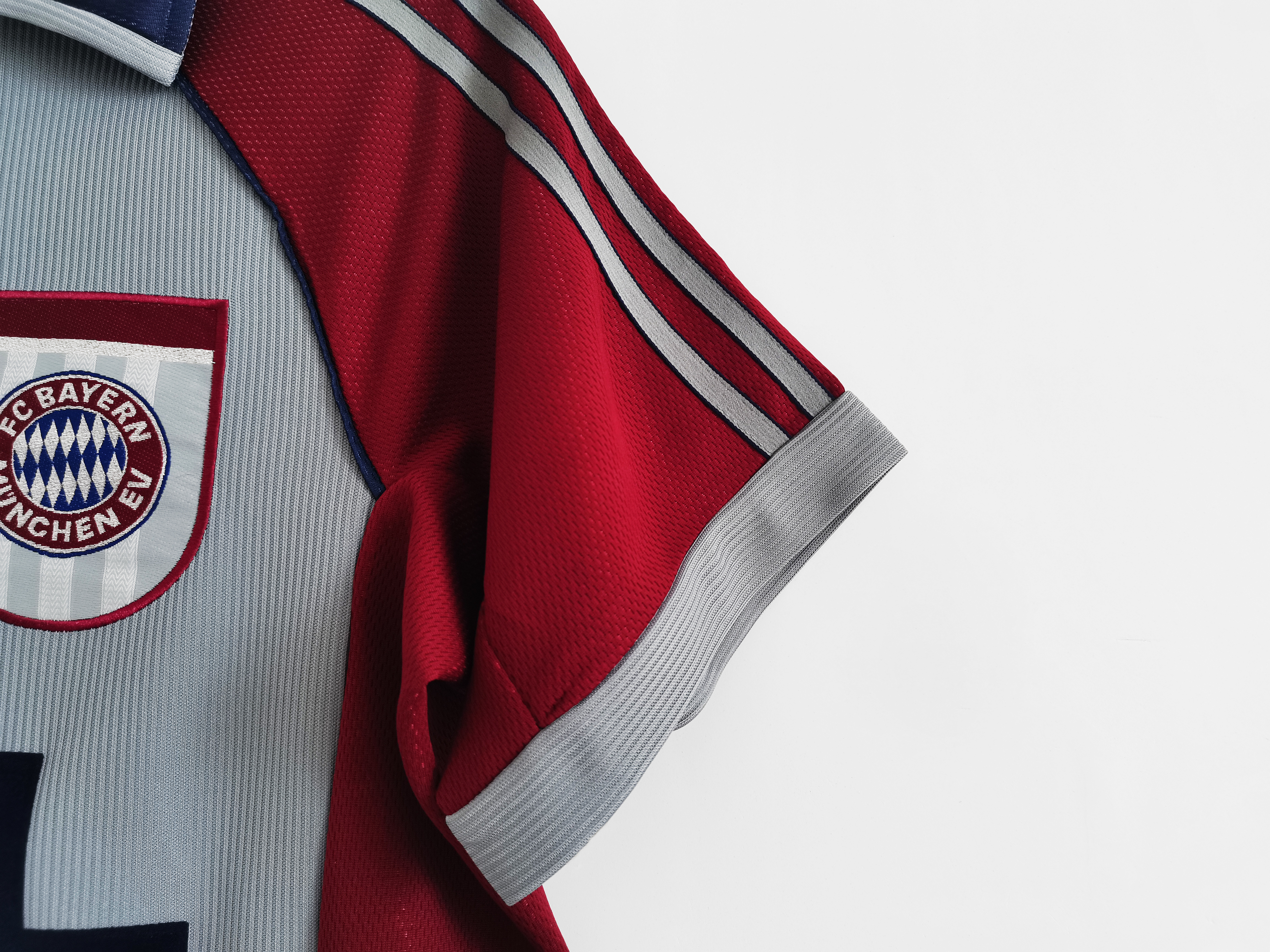 1998-1999 Bayern Munchen Away jersey