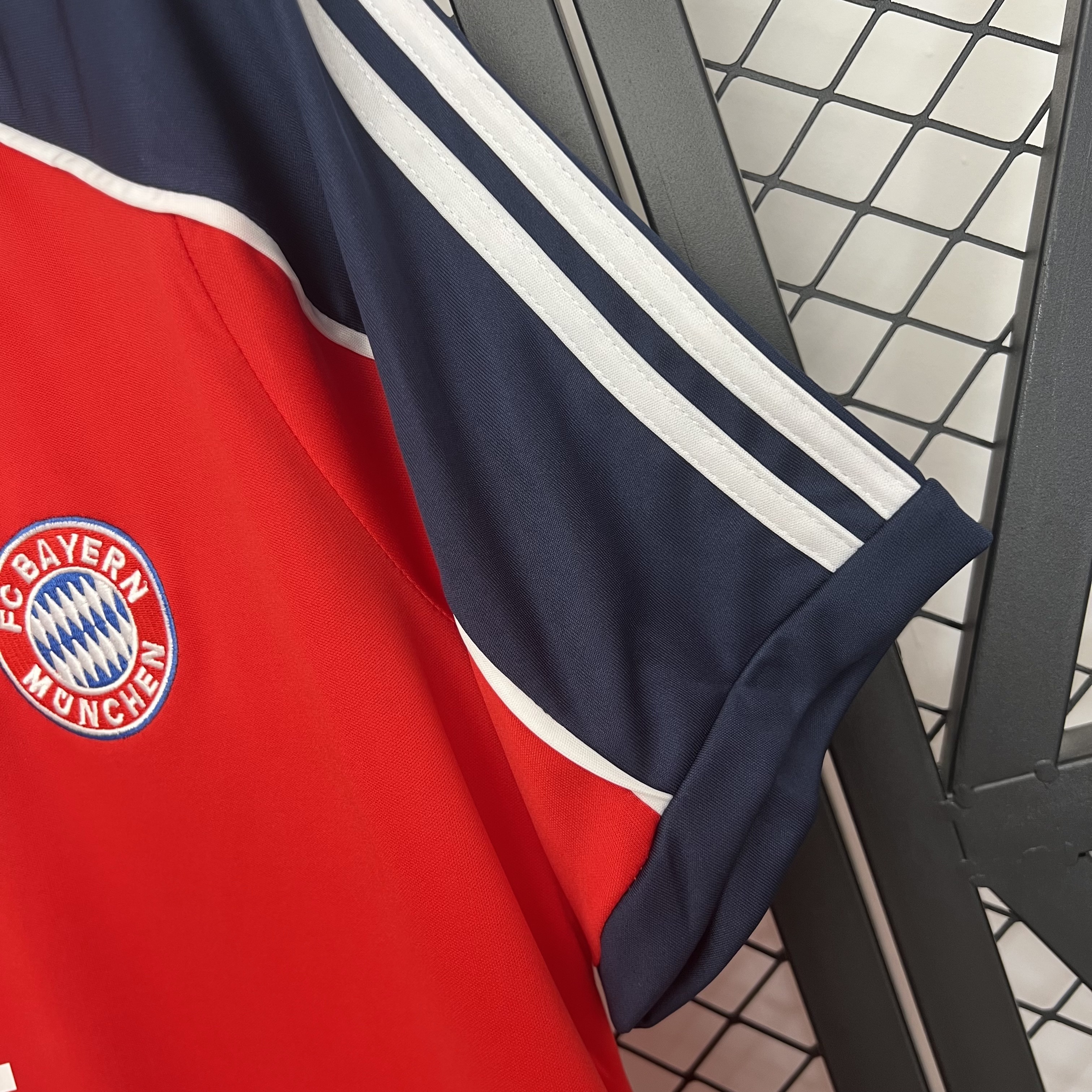 2000-2001 Bayern Munchen Home jersey