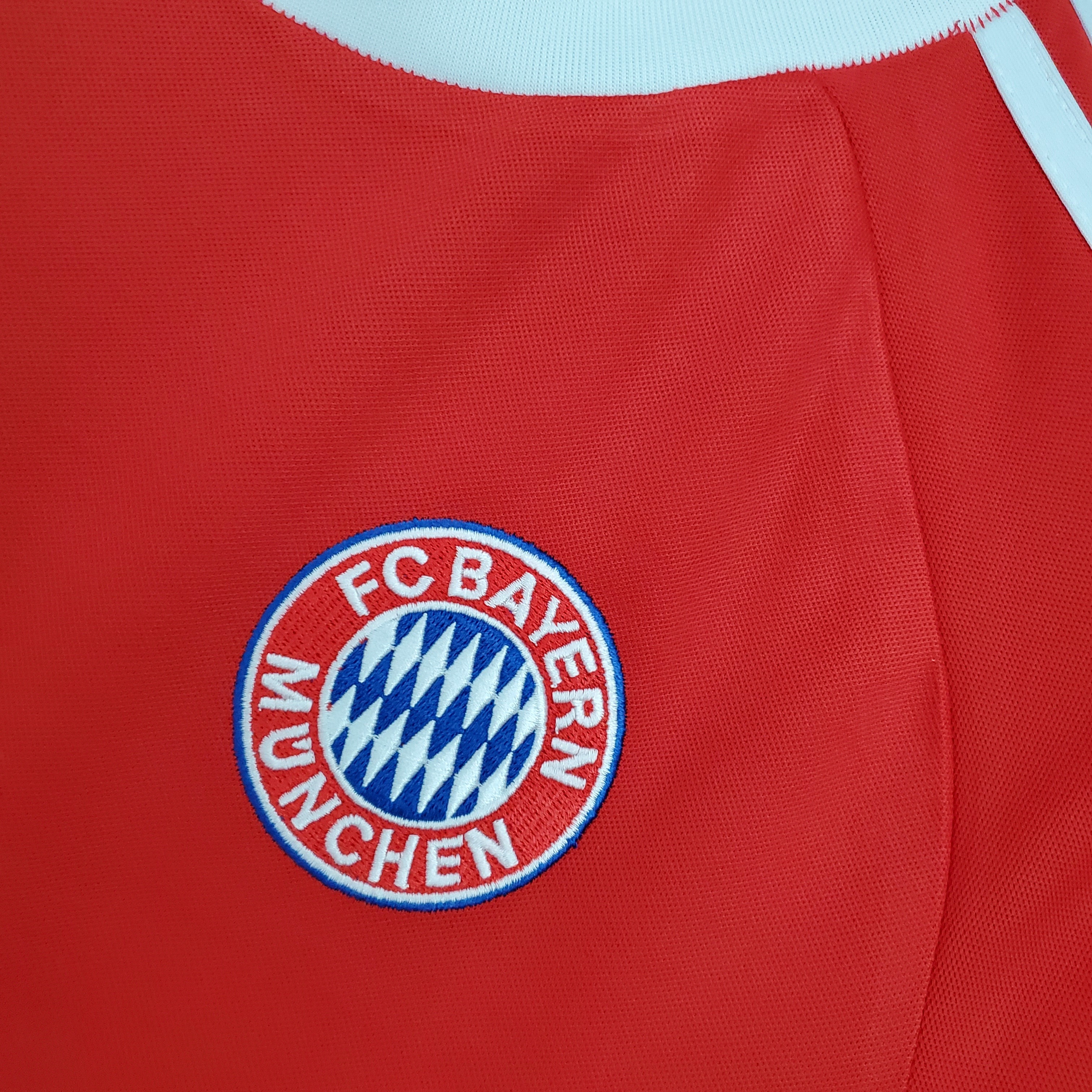 2000-2001 Bayern Munchen Home jersey