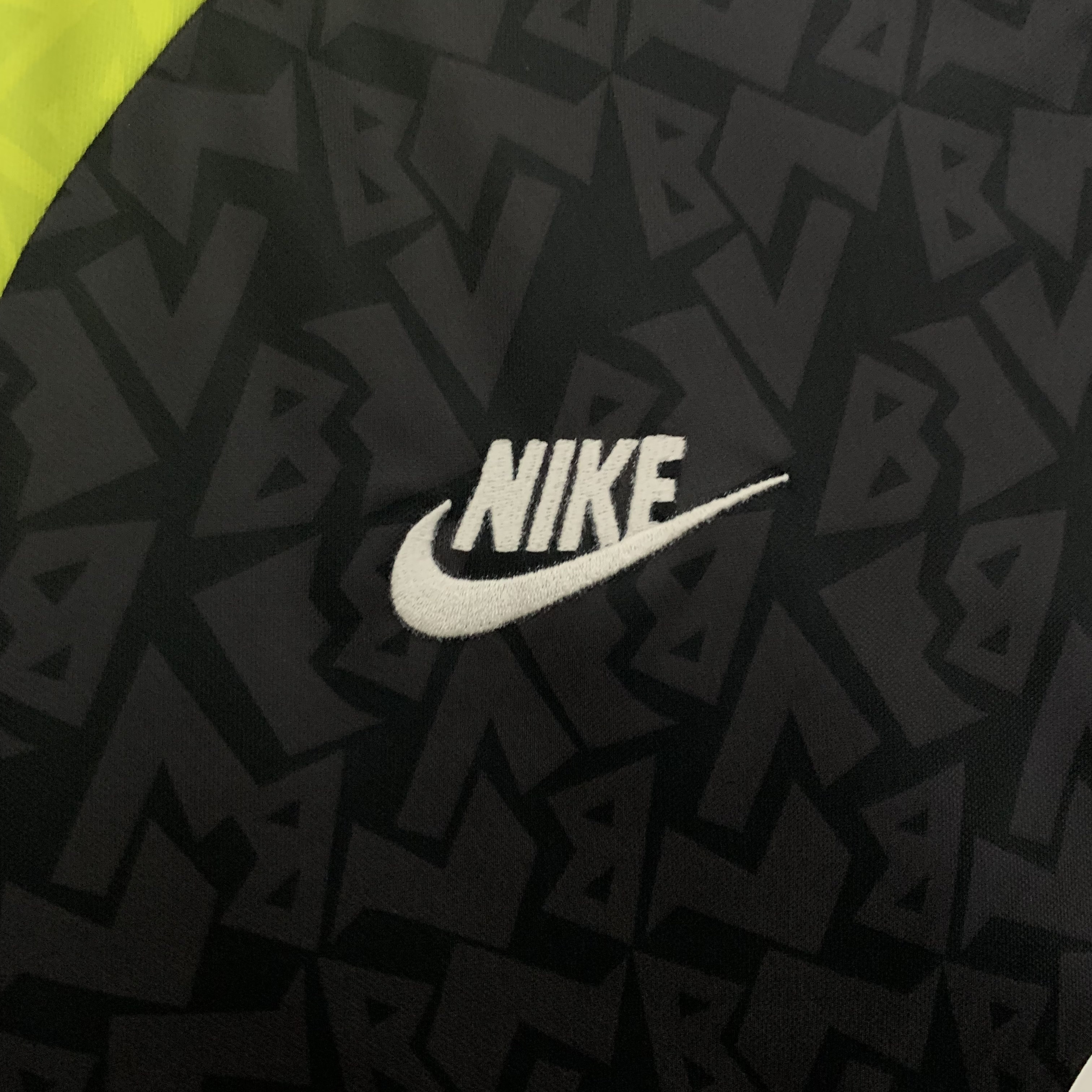 1995-1996 Dortmund Away jersey