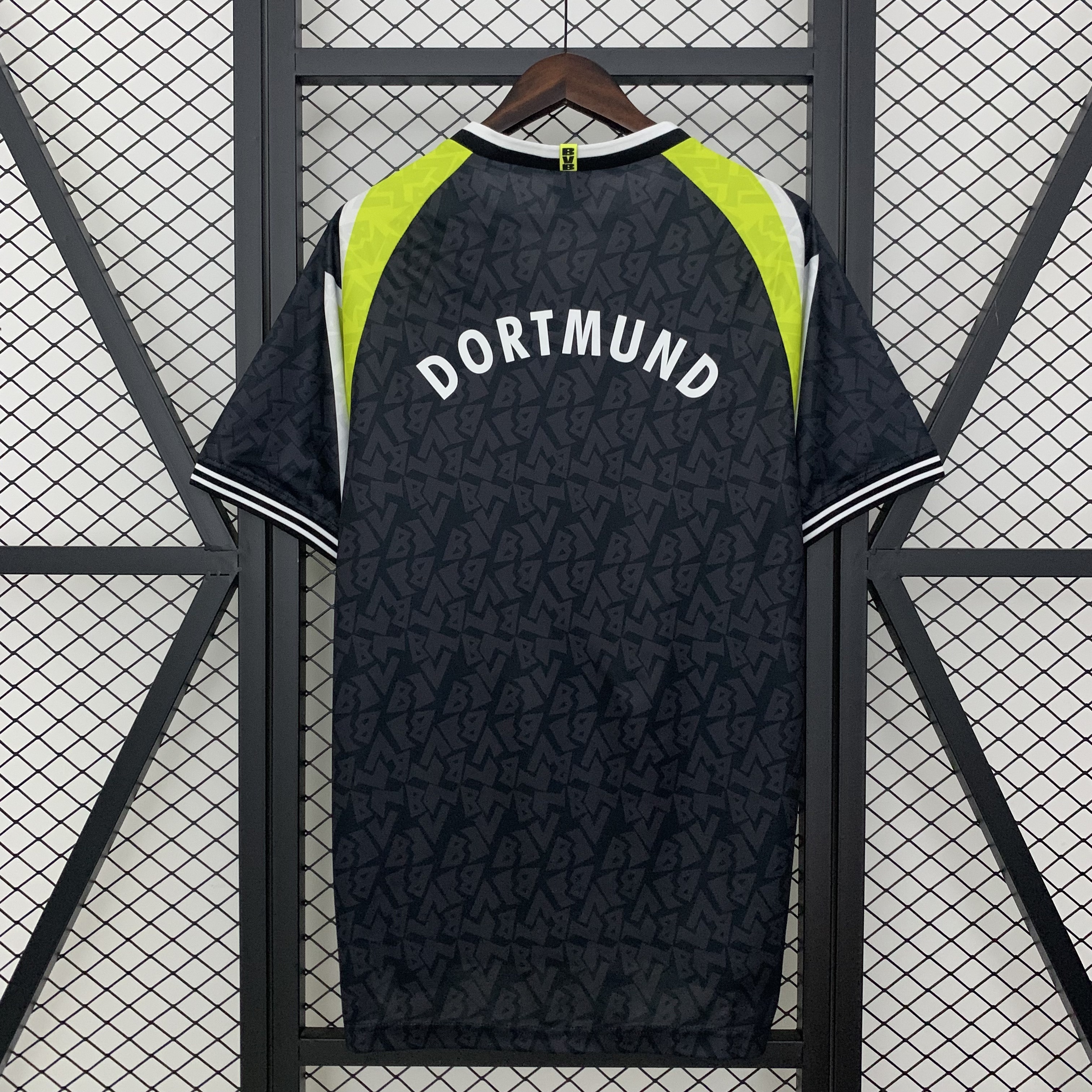 1995-1996 Dortmund Away jersey