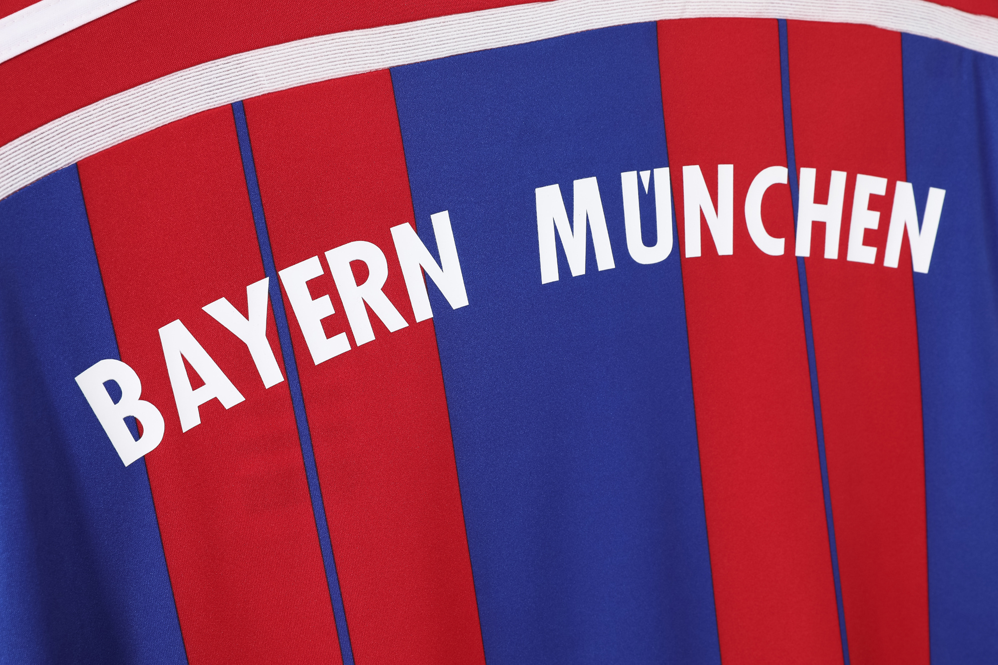 2014-2015 Bayern Munchen Home jersey