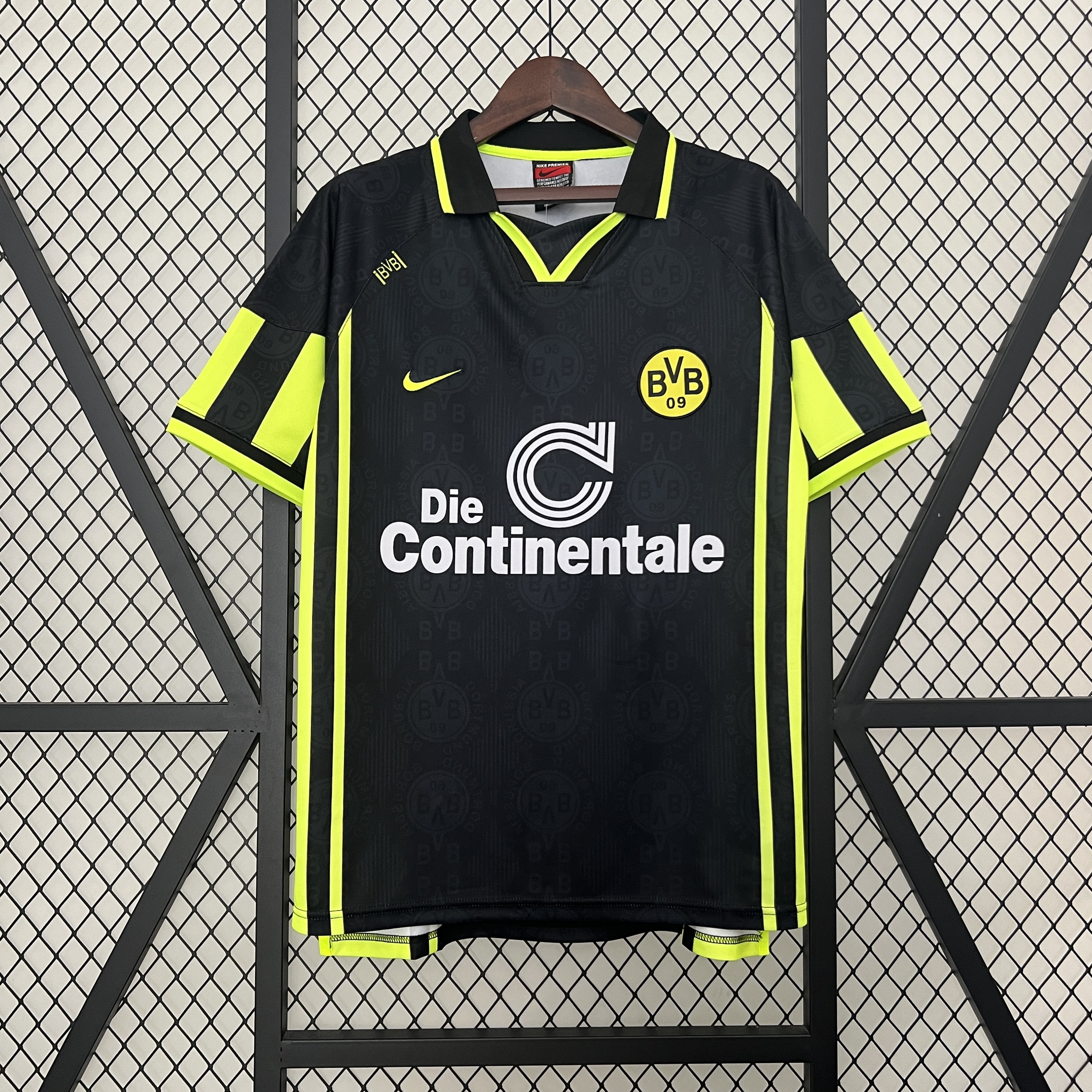 1996-1997 Dortmund Away jersey