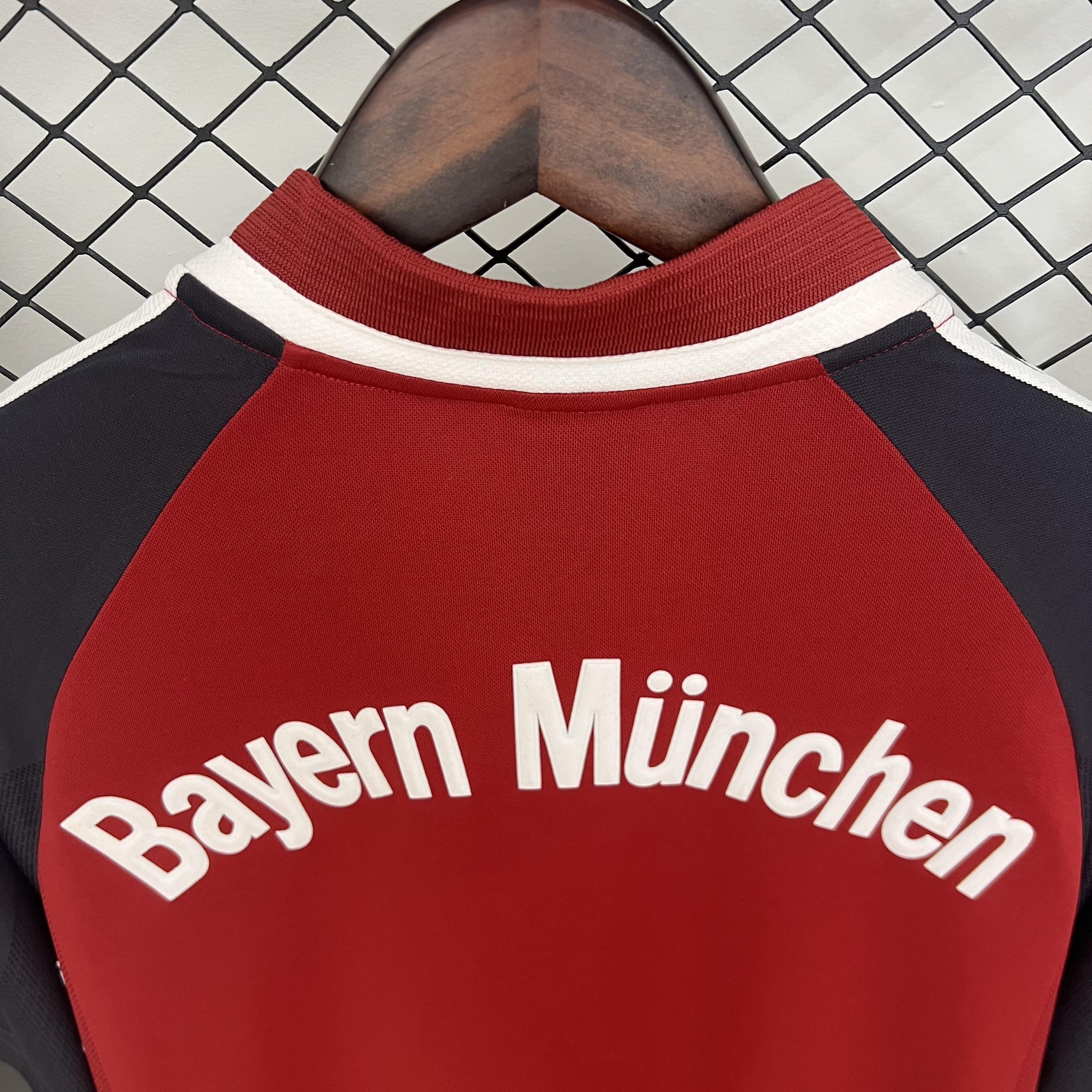 2001-2002 Bayern Munchen Home jersey