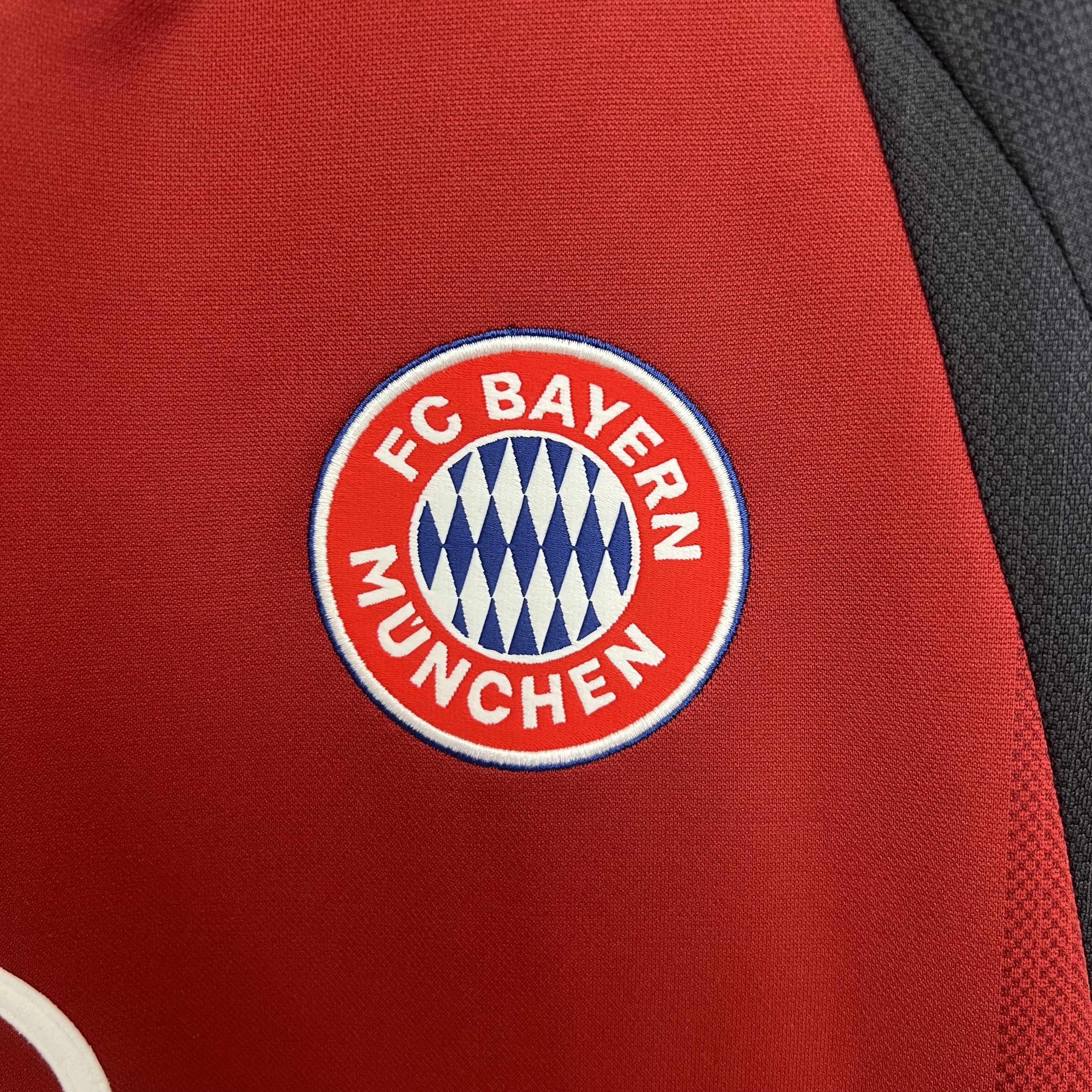 2001-2002 Bayern Munchen Home jersey