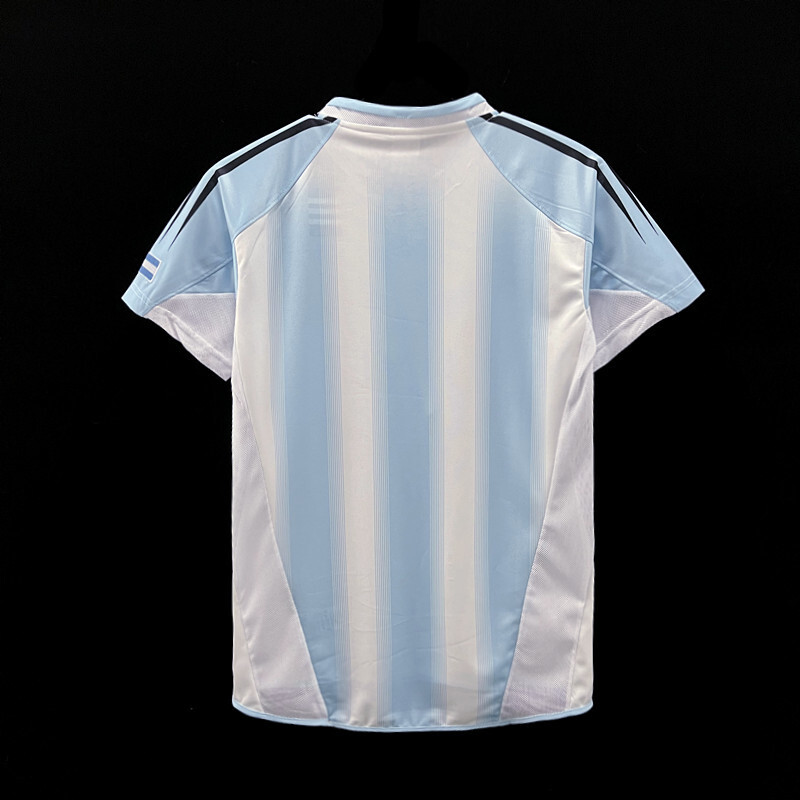 2004-2005 Argentina Home jersey