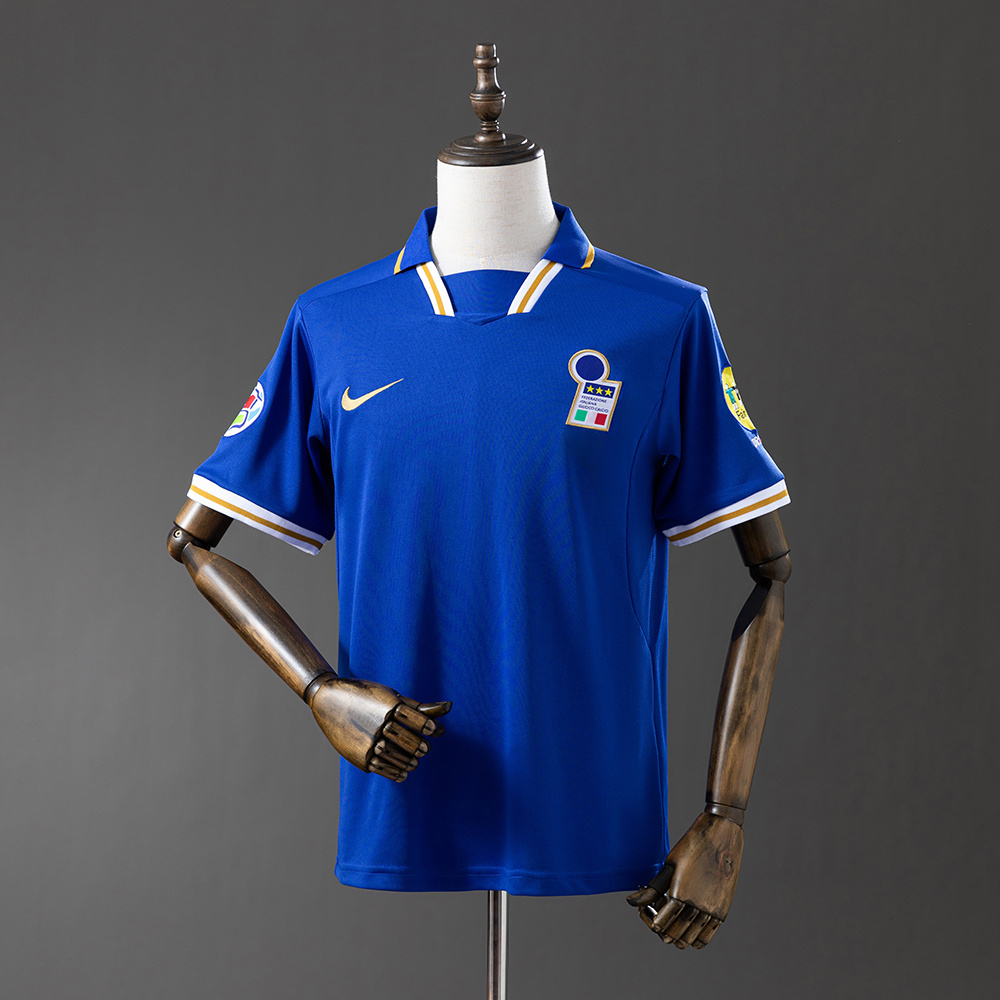 1996 Italy Home jersey