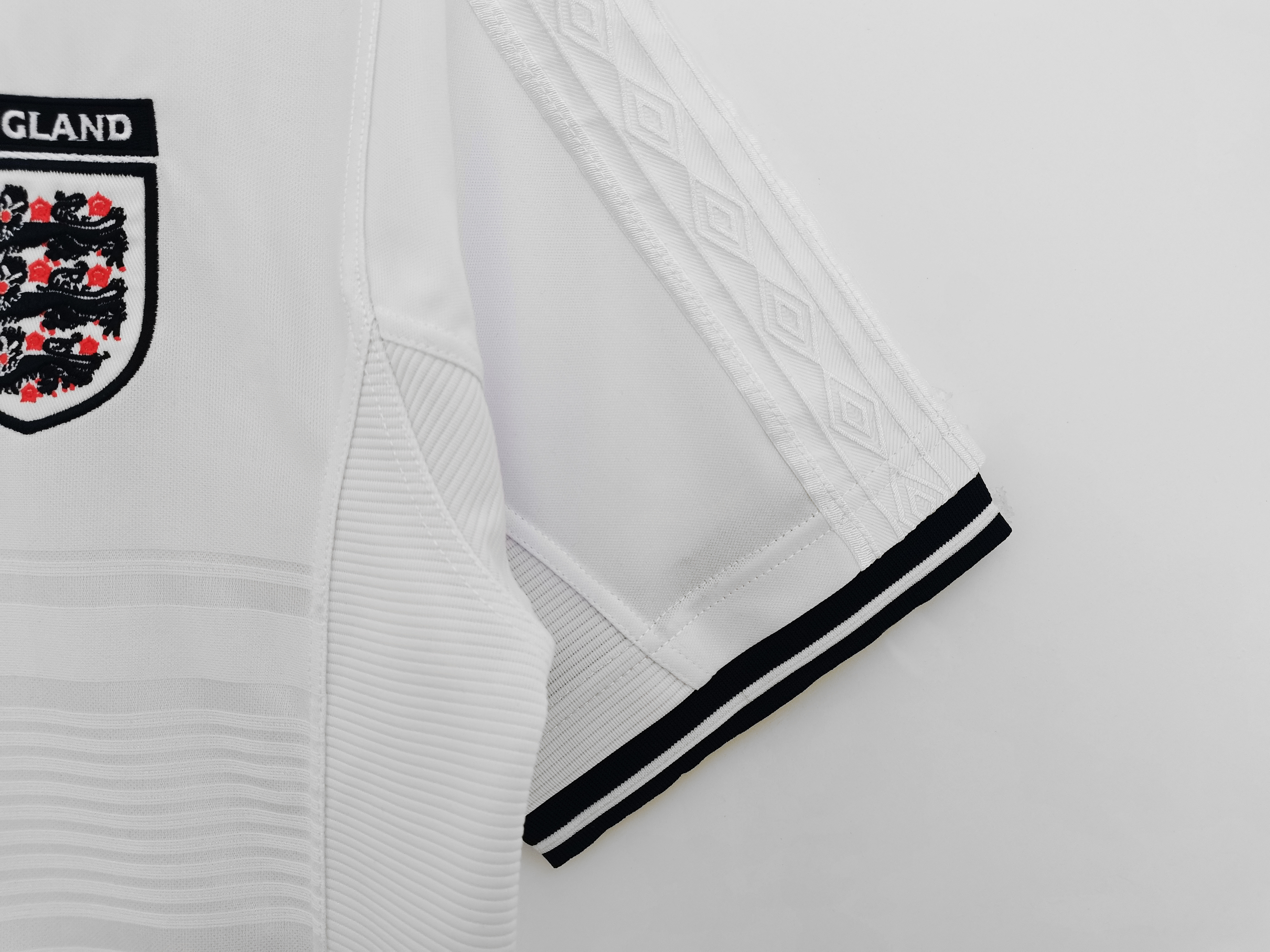 2000 England home Jersey