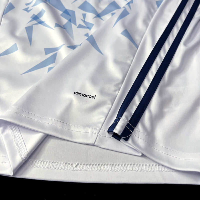 2016-2017 Japan Away Jersey