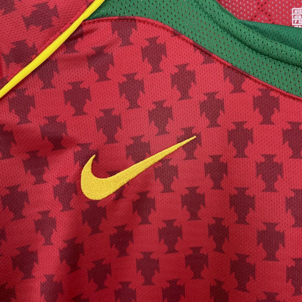 2004 Portugal Home jersey