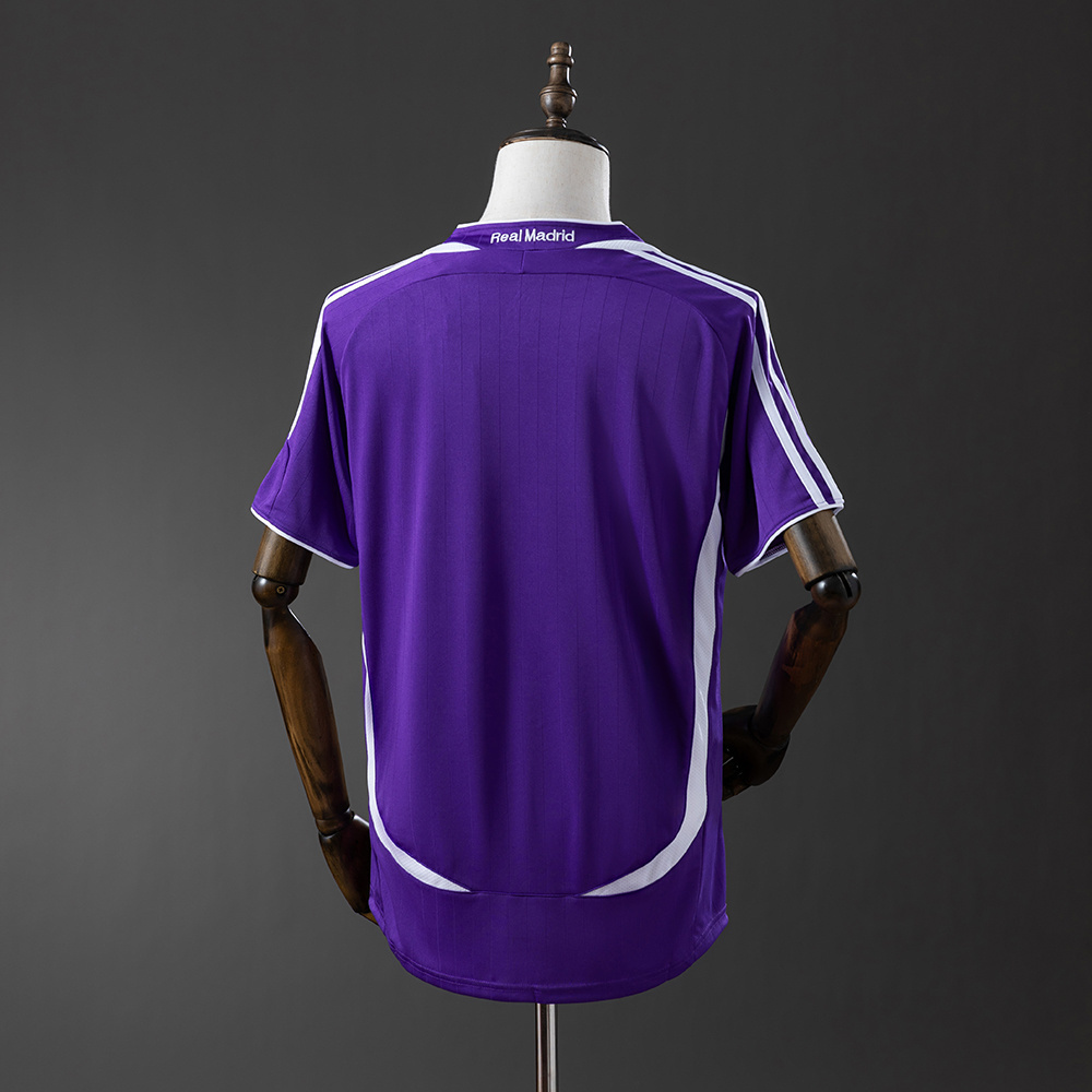 2006-2007 Real Madrid away jersey